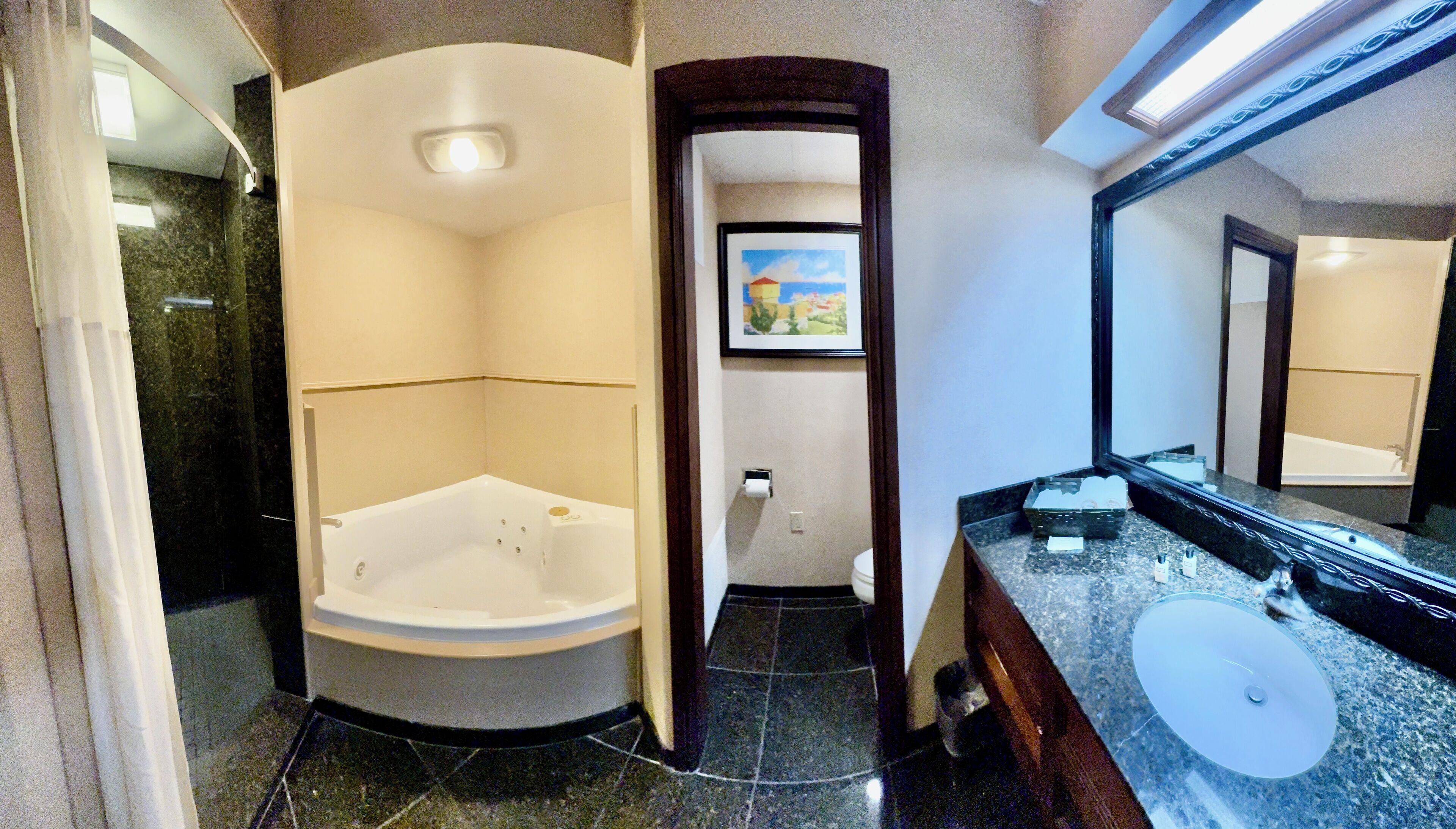 King Room Spa Bath
