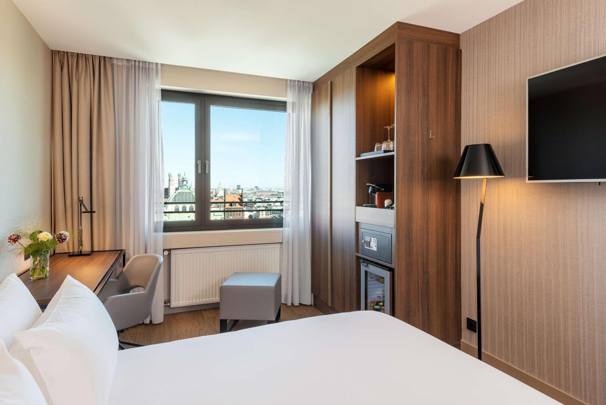 Superior Double or Twin Room City View