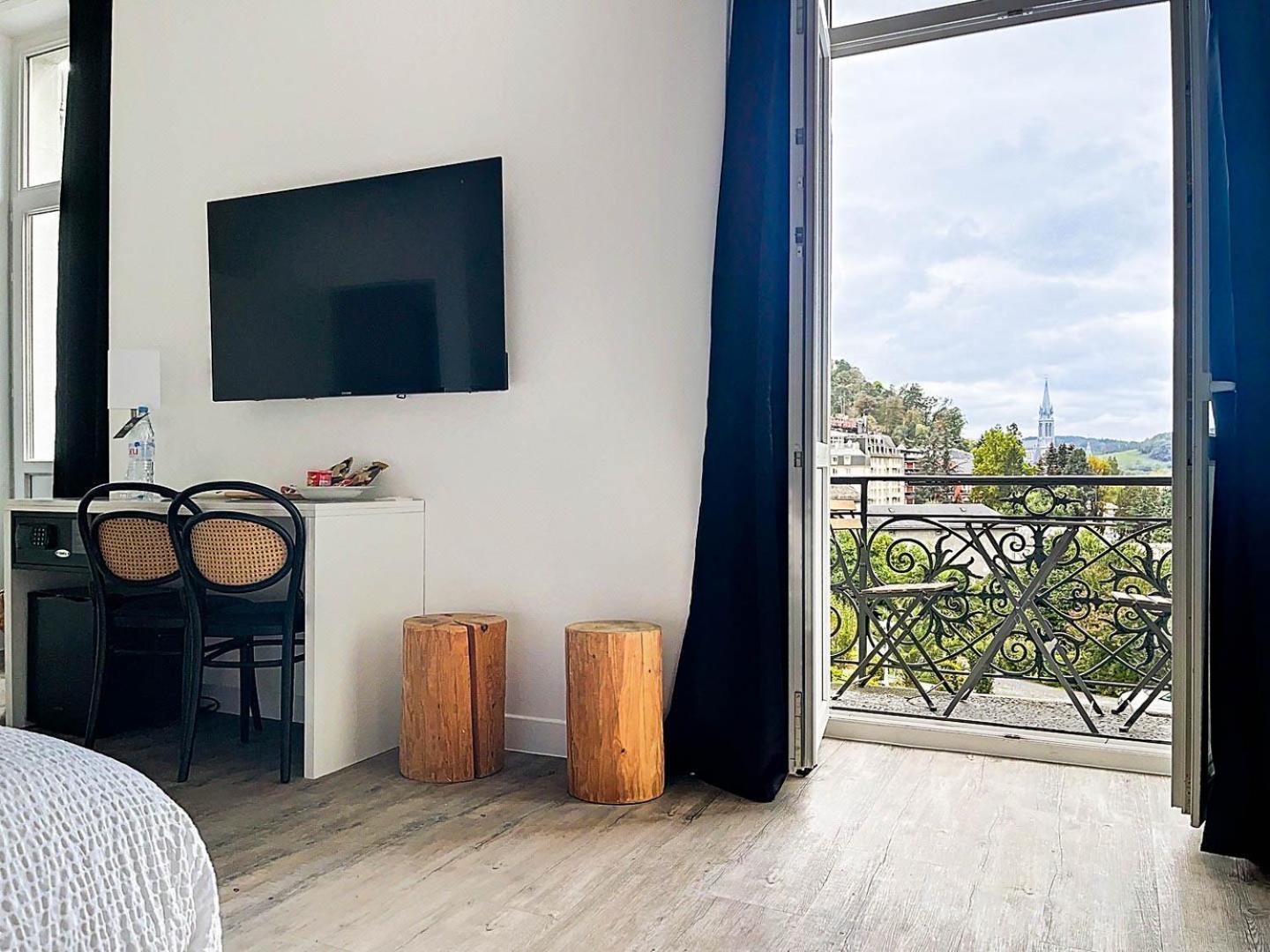 Double or Twin Room Disability Access