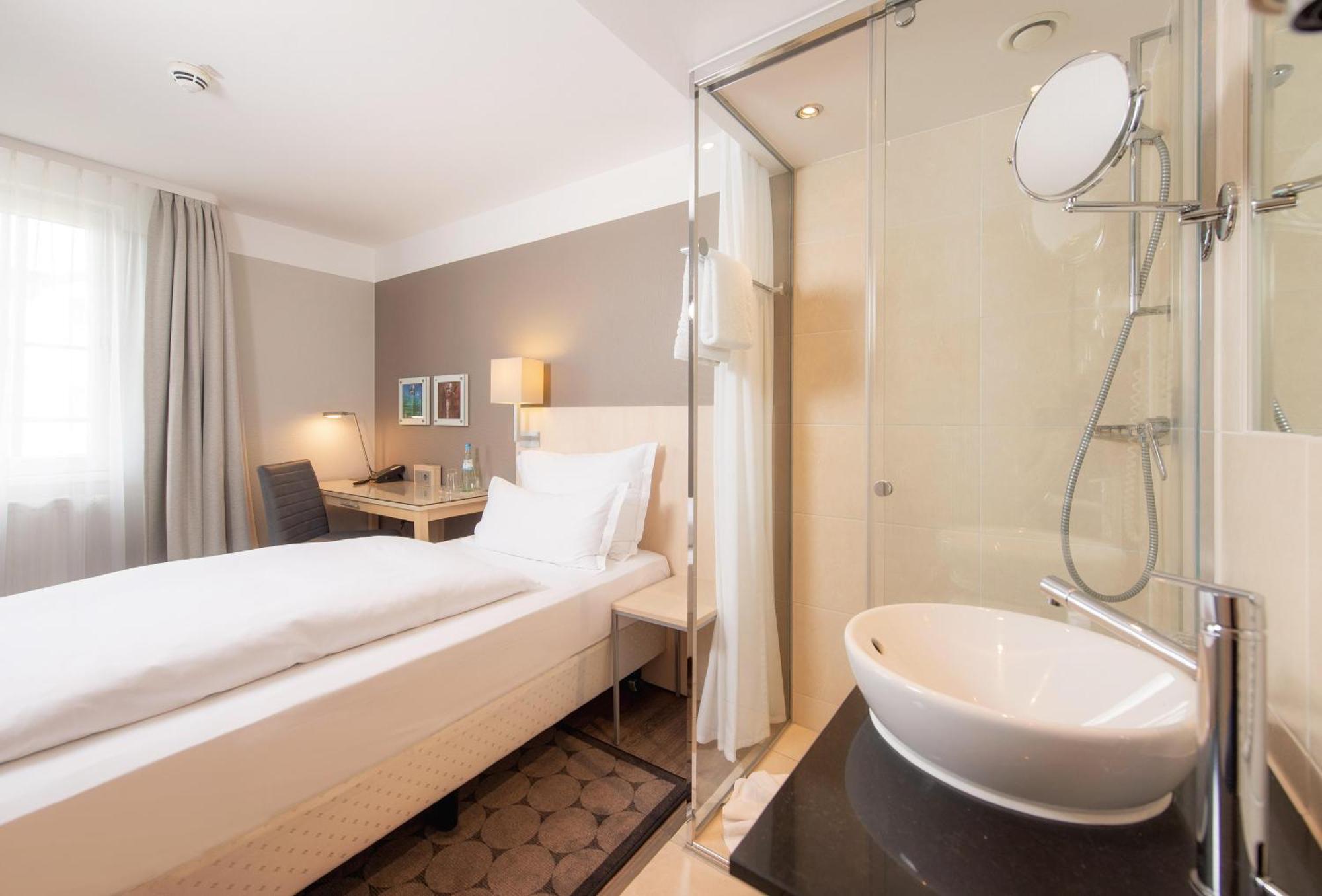 Economy Single Room