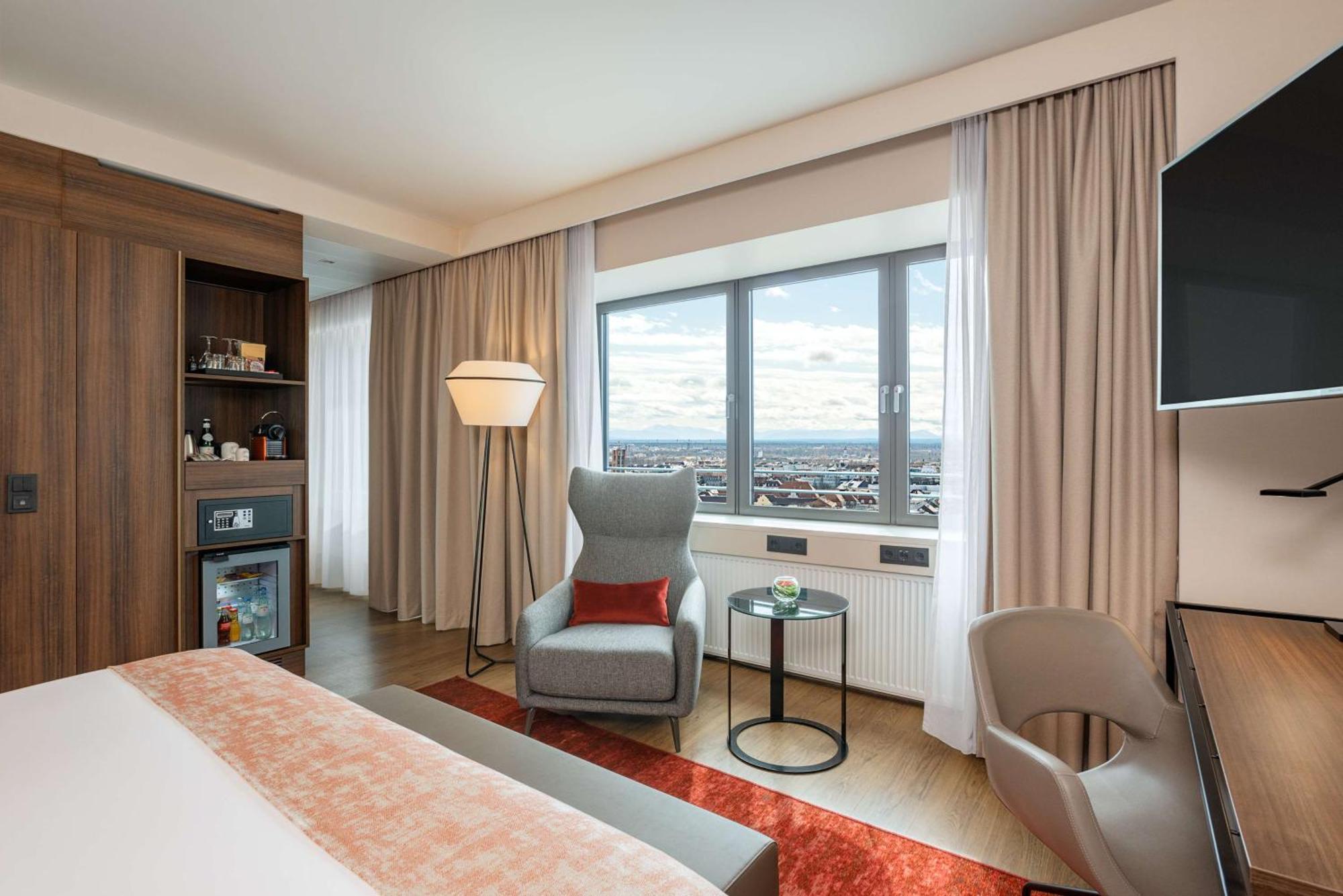 Premium View Room