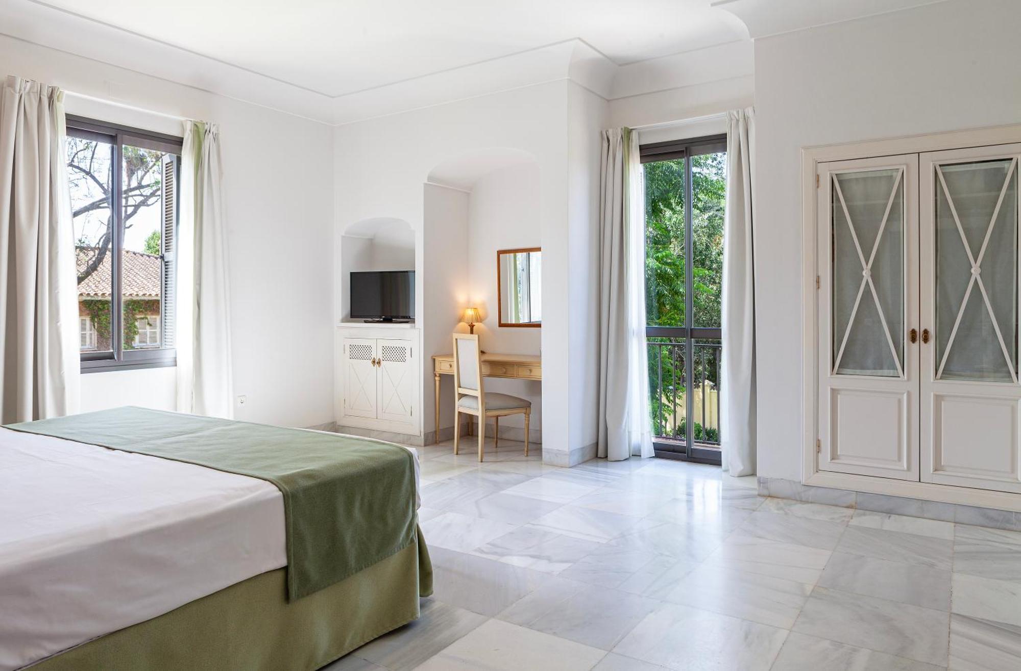 Junior Suite Garden View