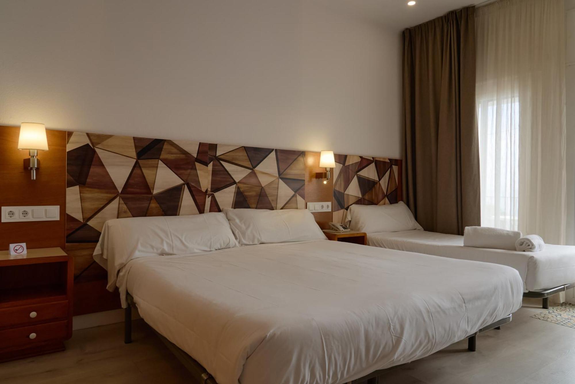 Double or Twin Room Terrace Sea View