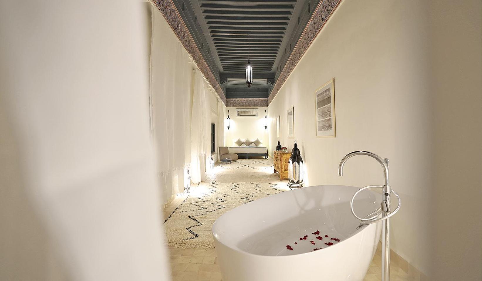 Deluxe Suite,1710602986:JPEG