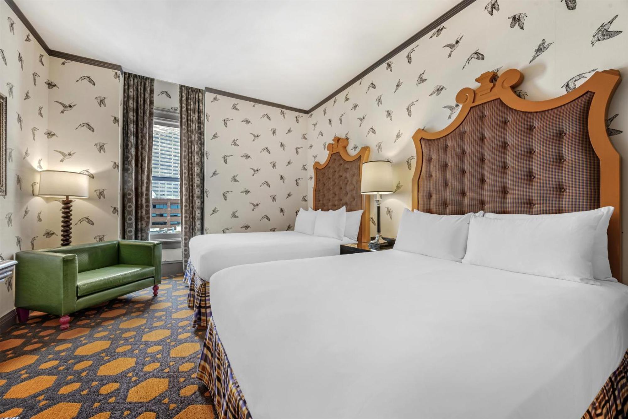 Queen Queen Suite