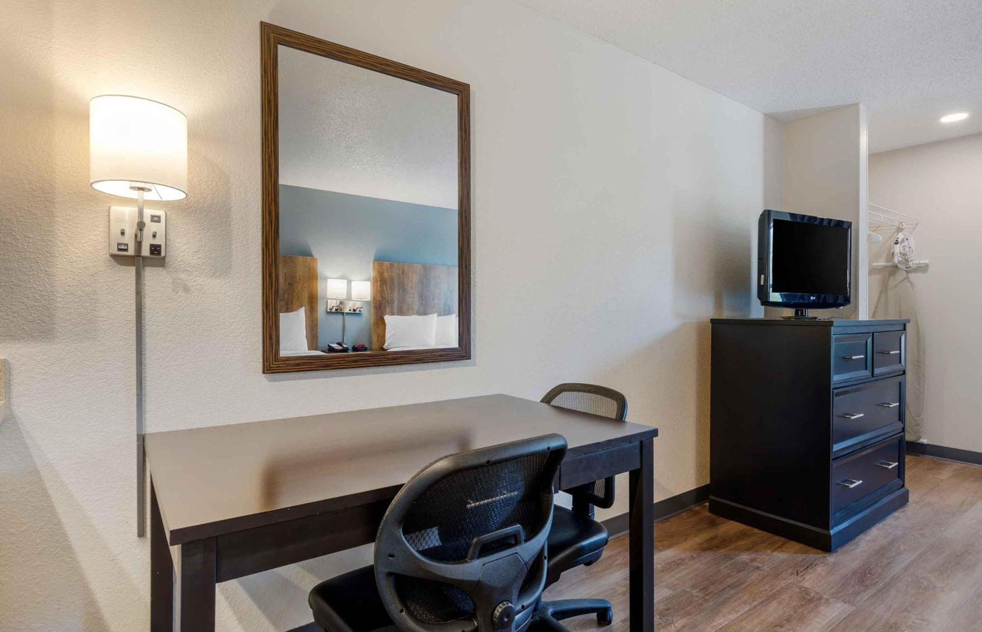 Studio 2 Double Beds Non-Smoking