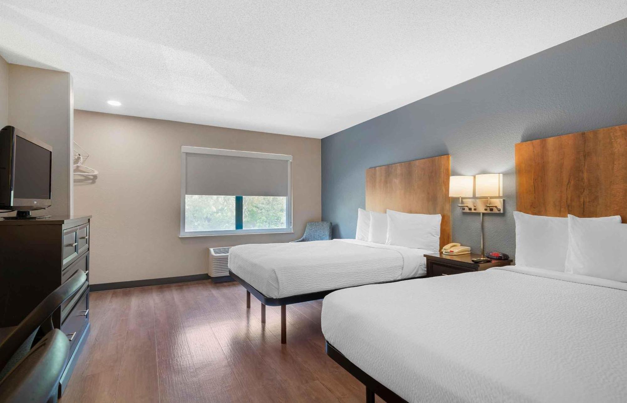 Studio 2 Double Beds Non-Smoking