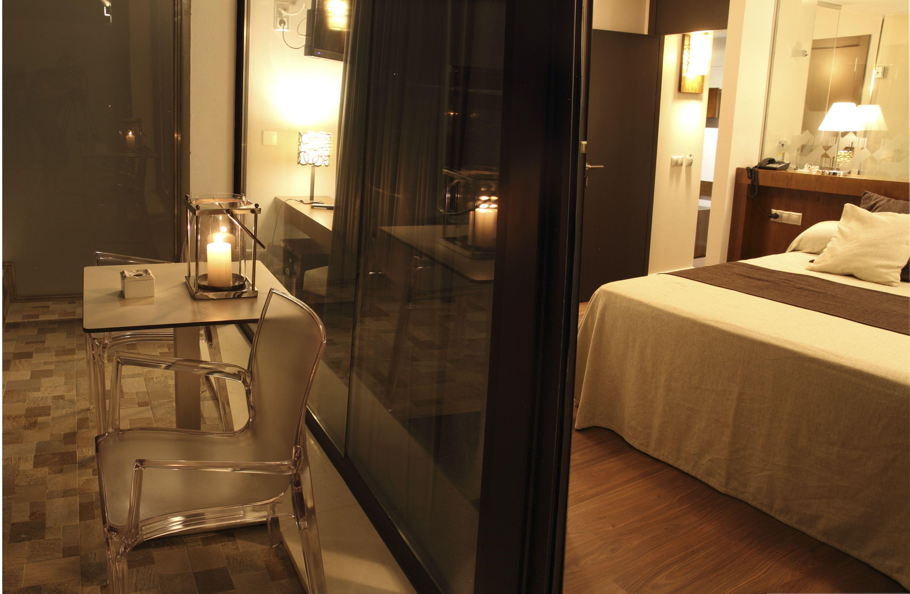 Premium Double Terrace & Whirlpool