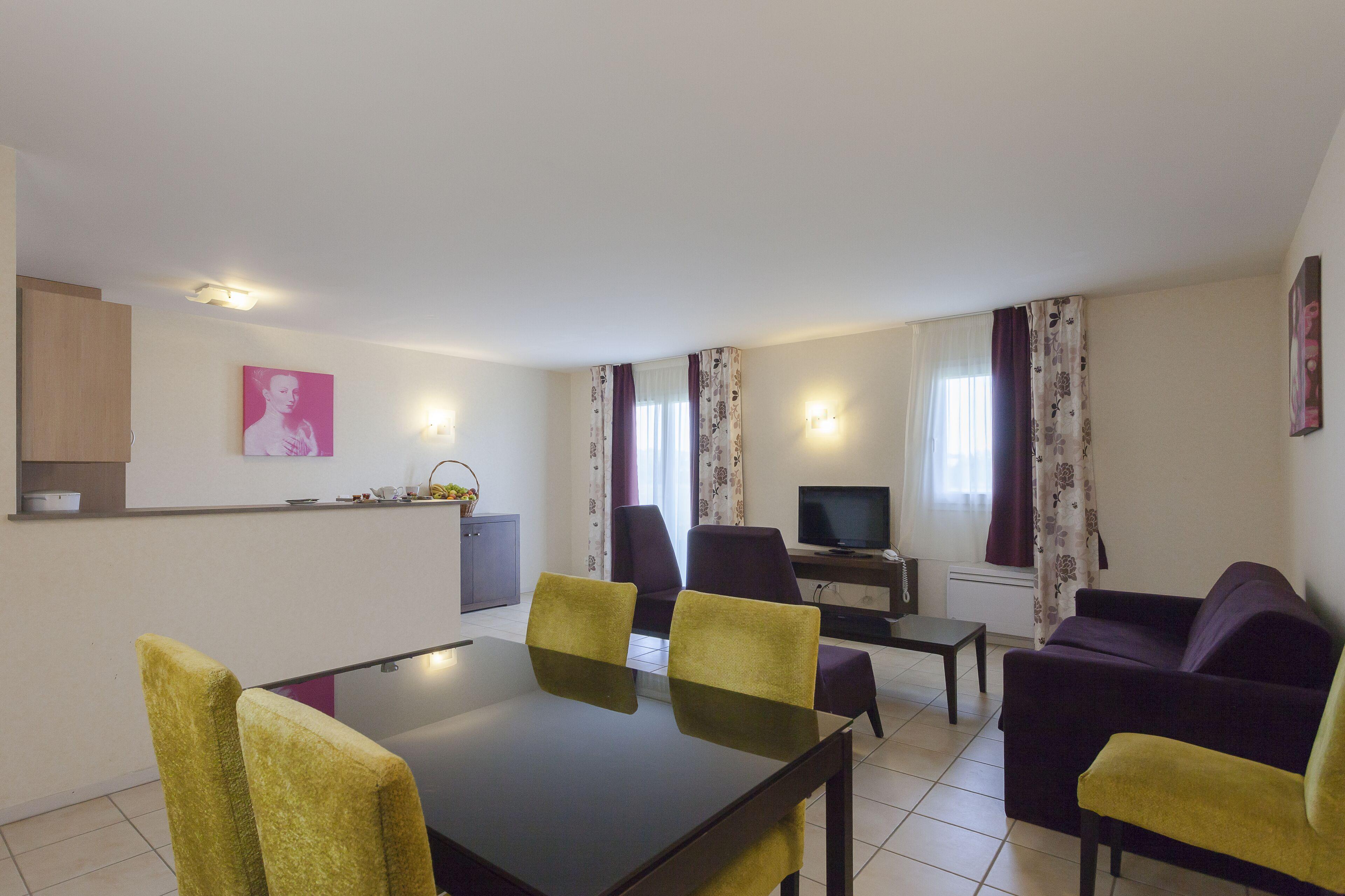 Duplex Apartment 5