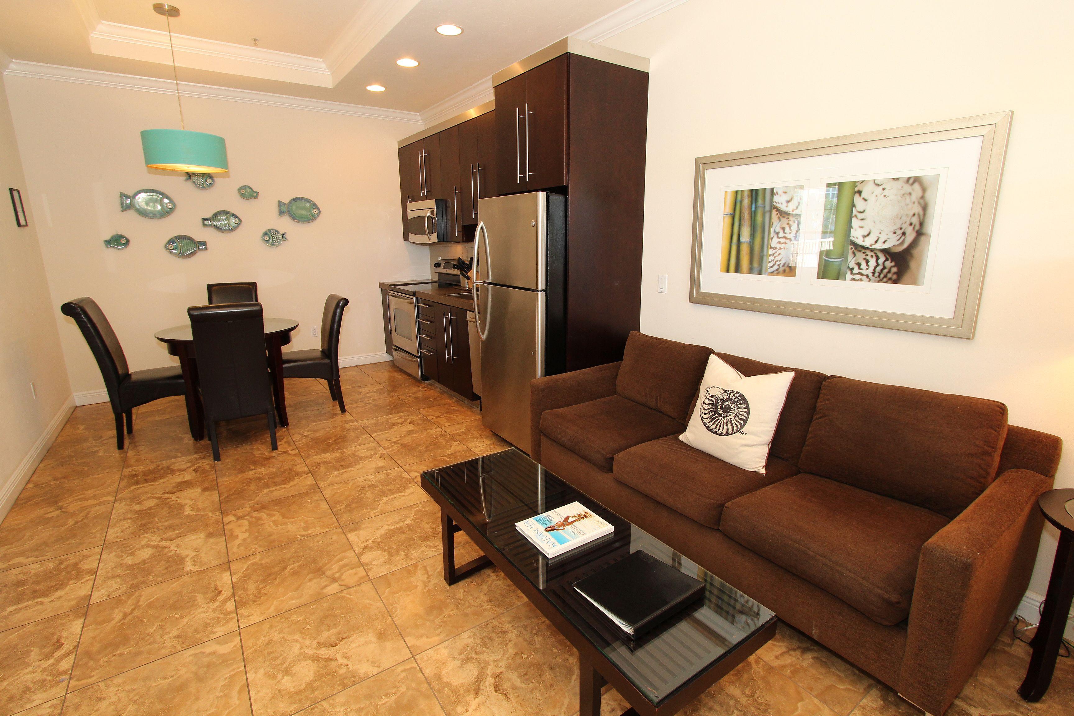 Deluxe One-Bedroom Apartment