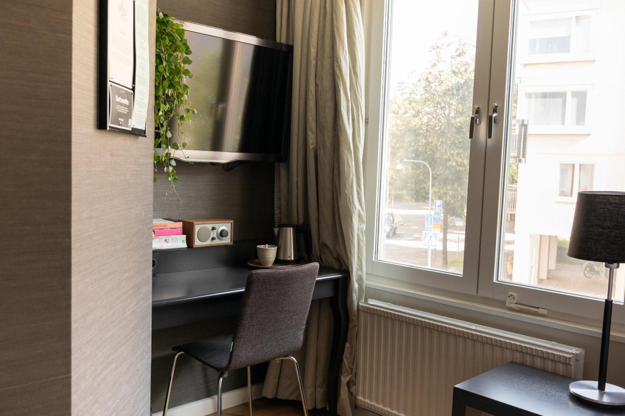 Compact Single Room