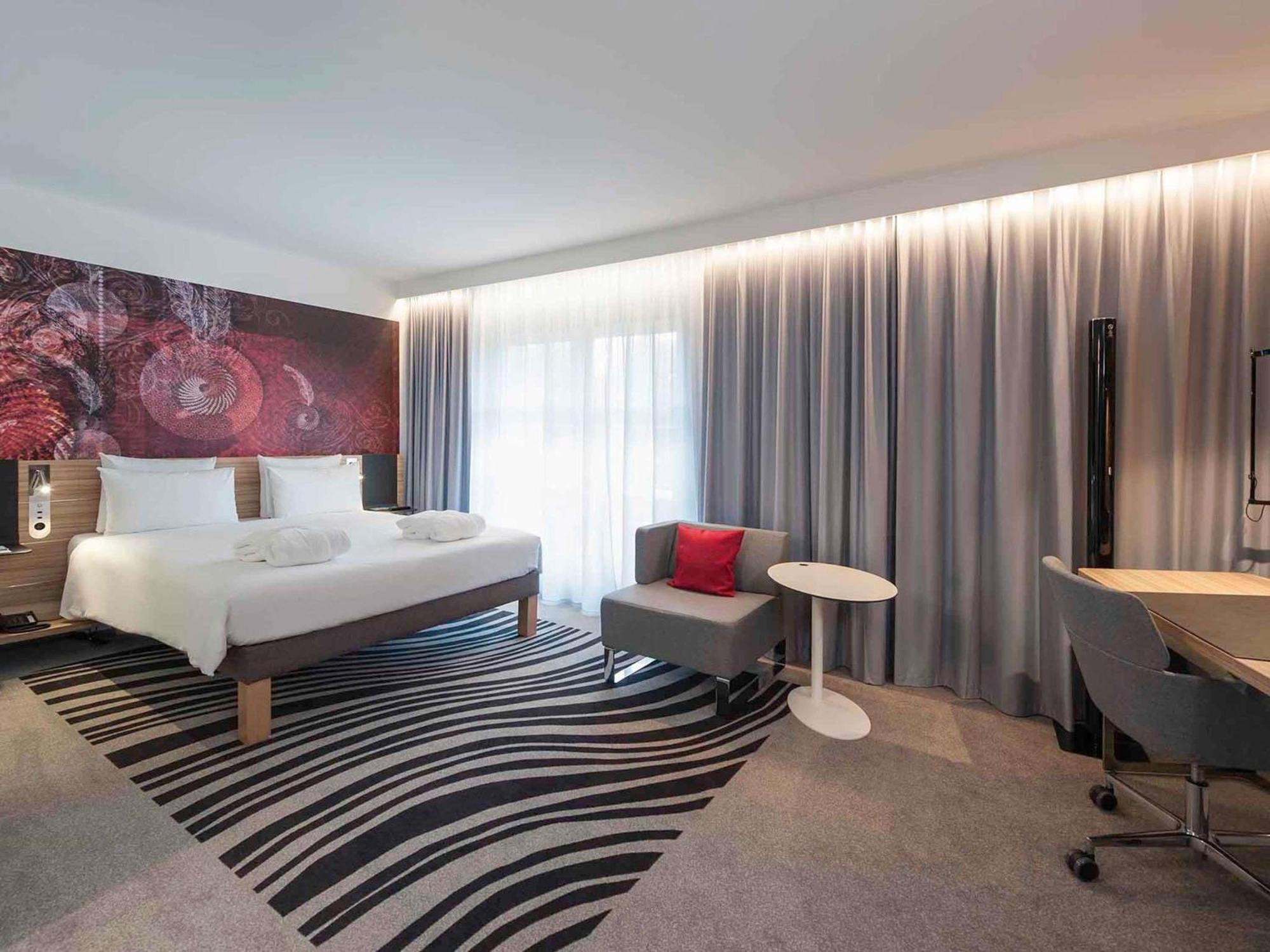 Superior Room,1716982712:JPEG