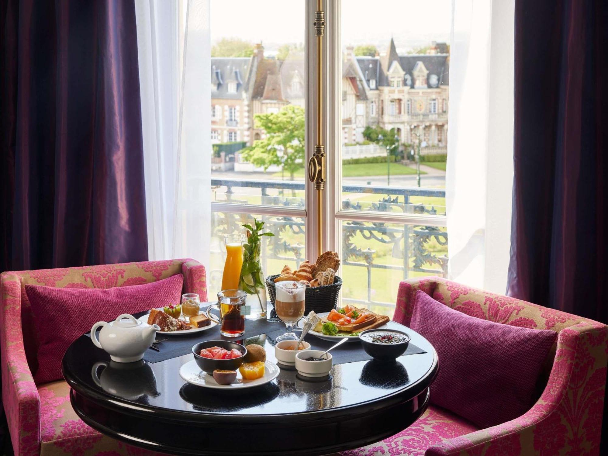 Classic Double Room with Garden View,1716978428:JPEG