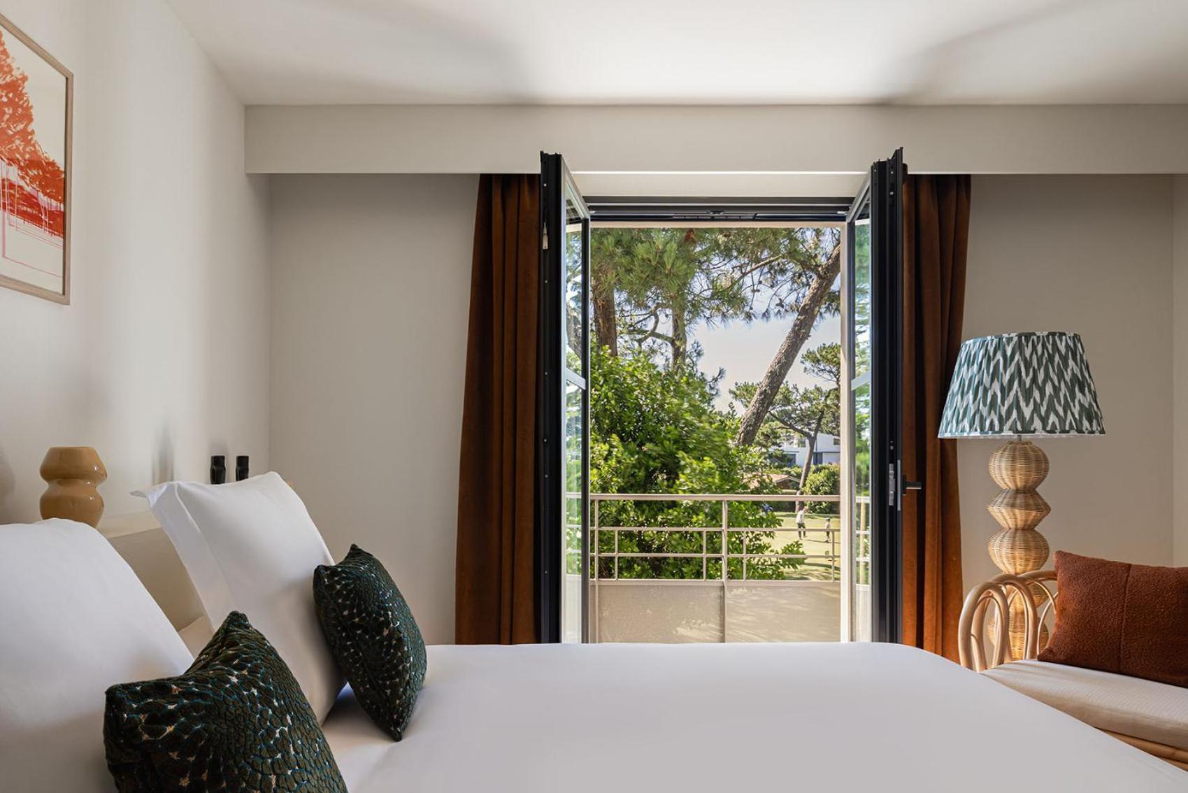 Premium Double Room Balcony View
