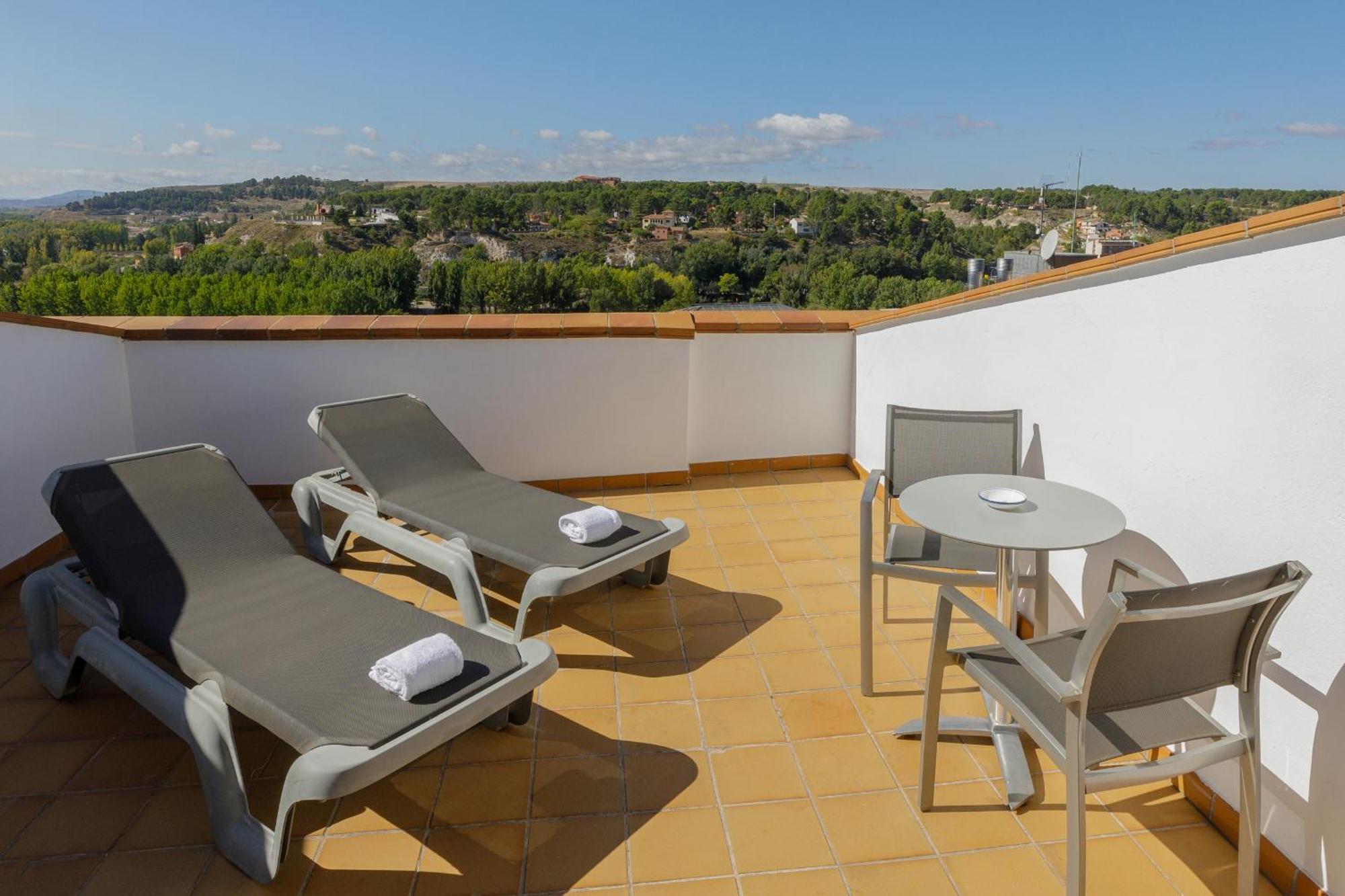 Double or Twin Room Terrace