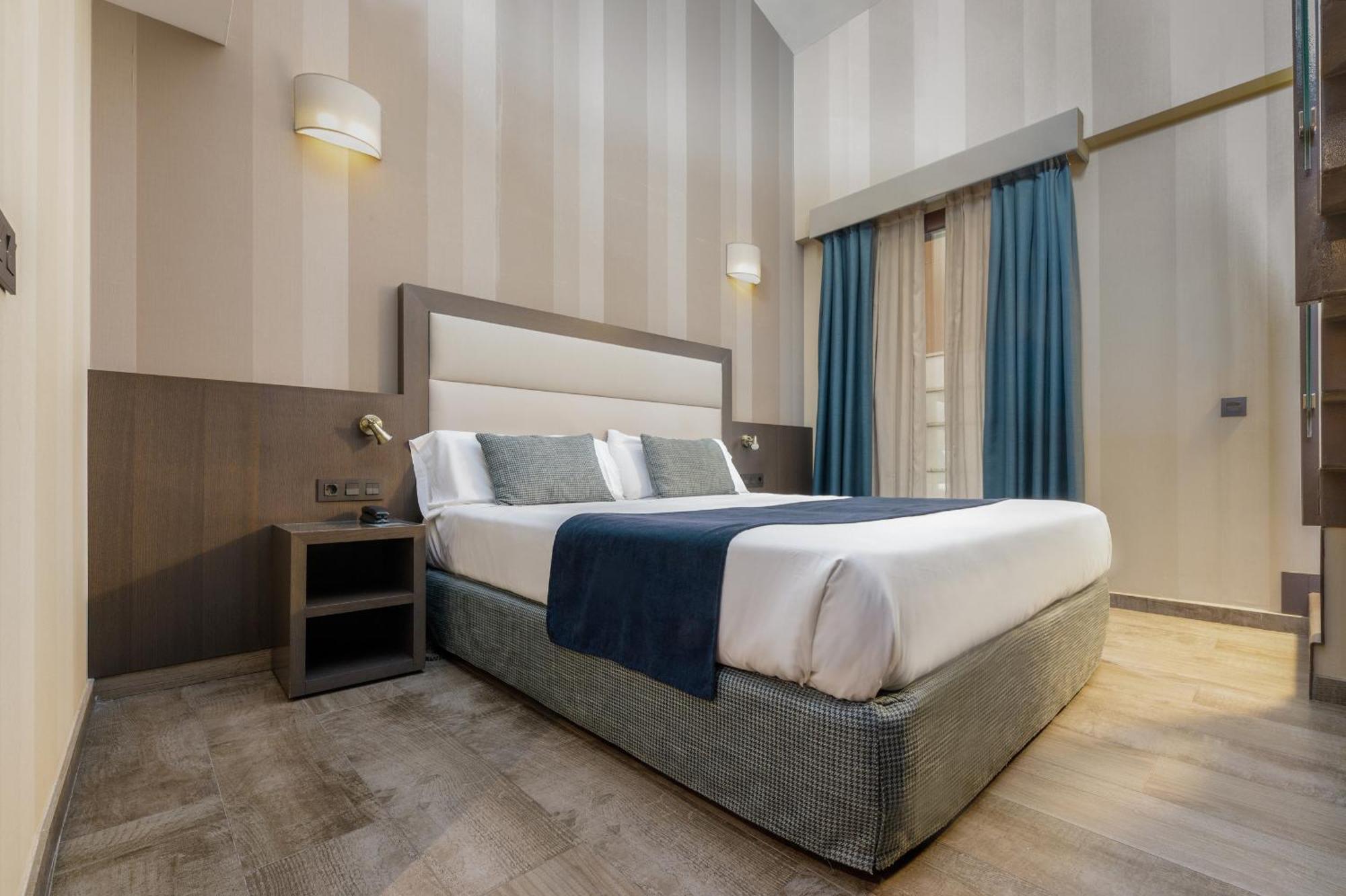 Triple Room Terrace