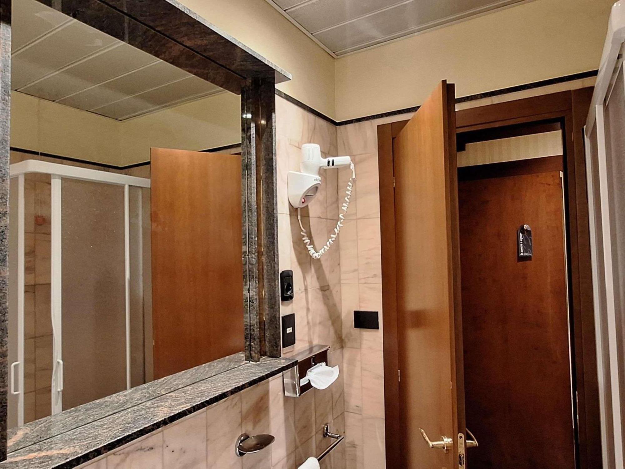 Economy Single Room