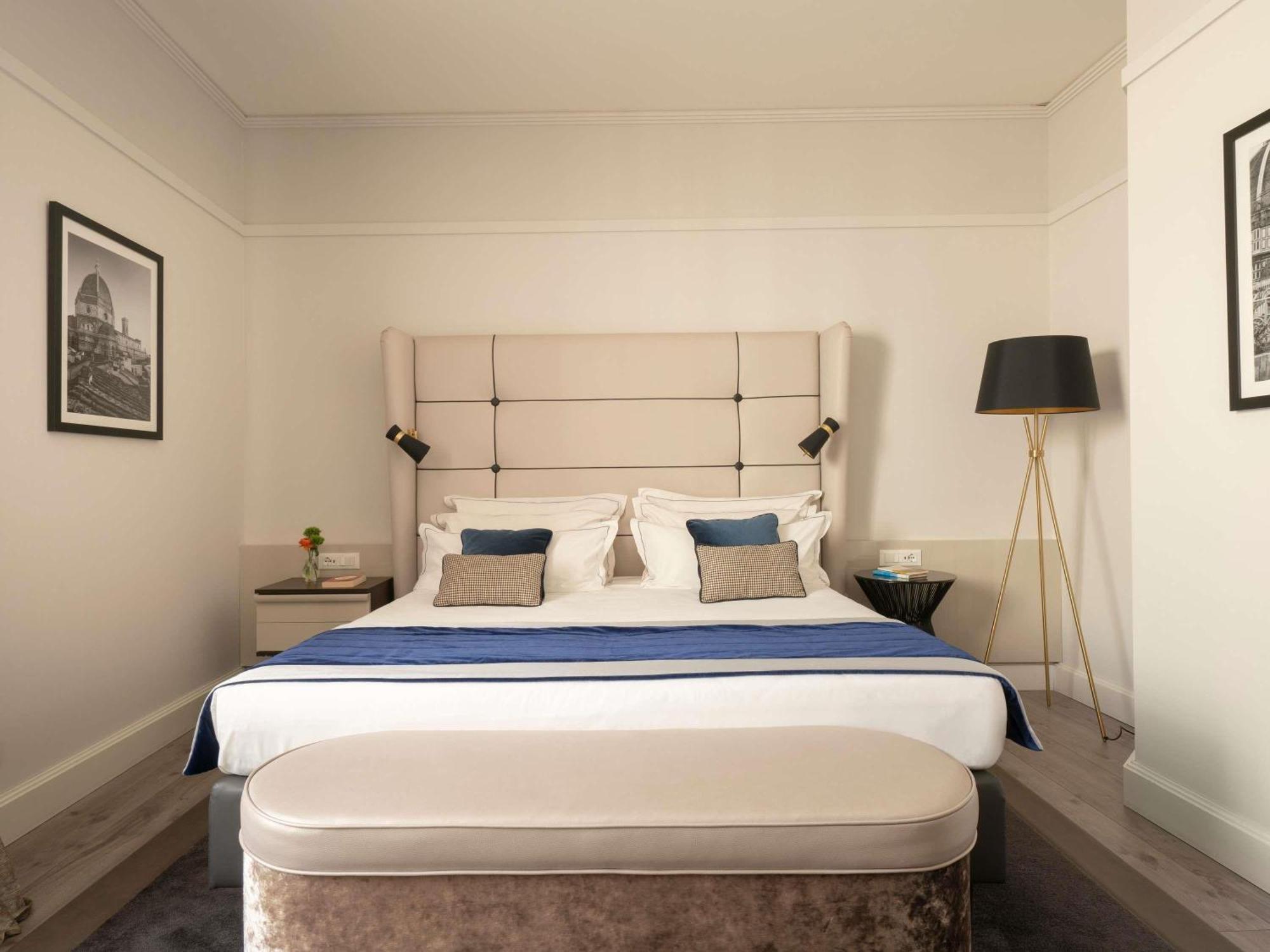 Executive Queen Room One Queen Bed