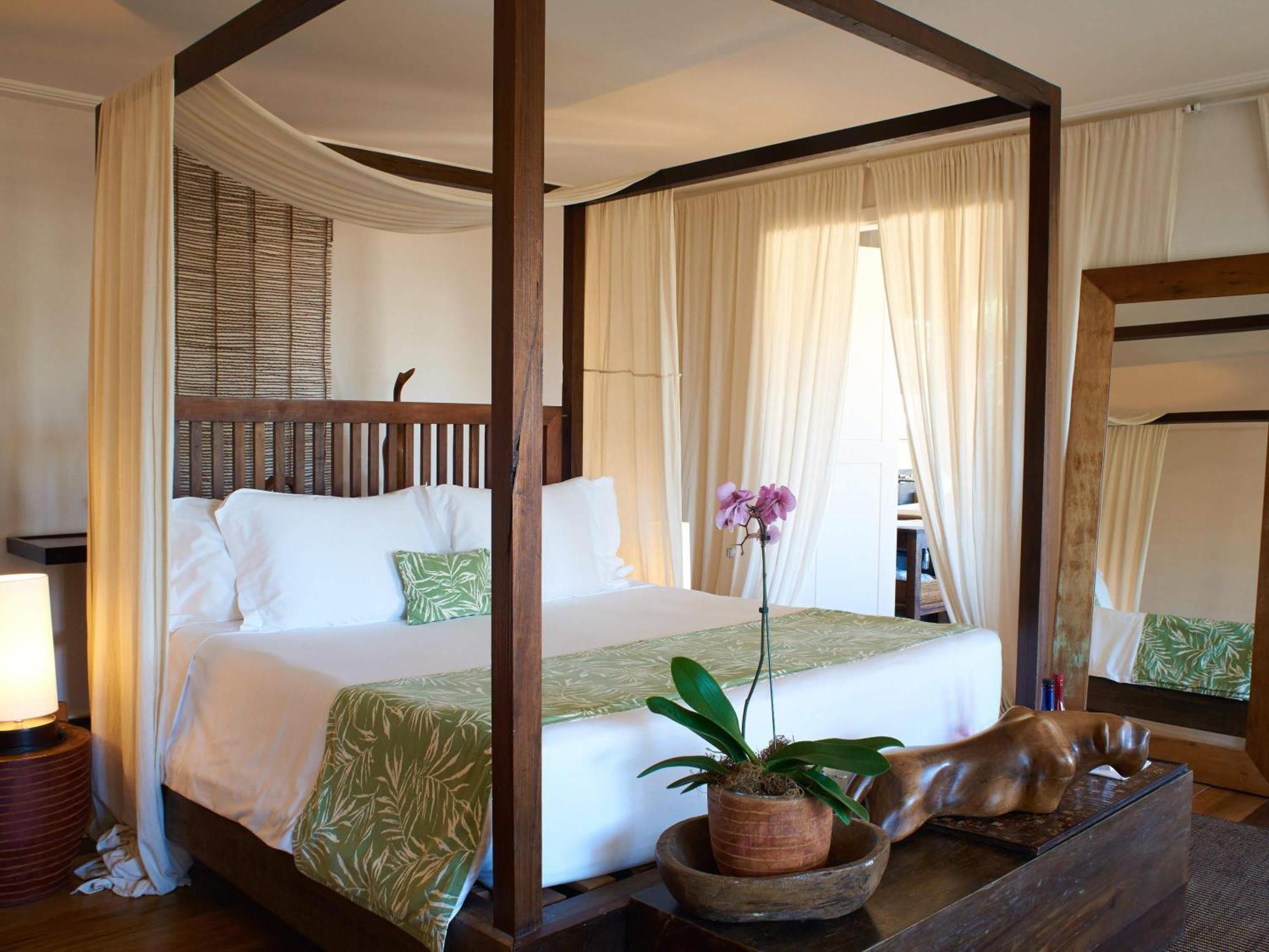 Suíte Júnior com Cama King-size, Lounge e Vista