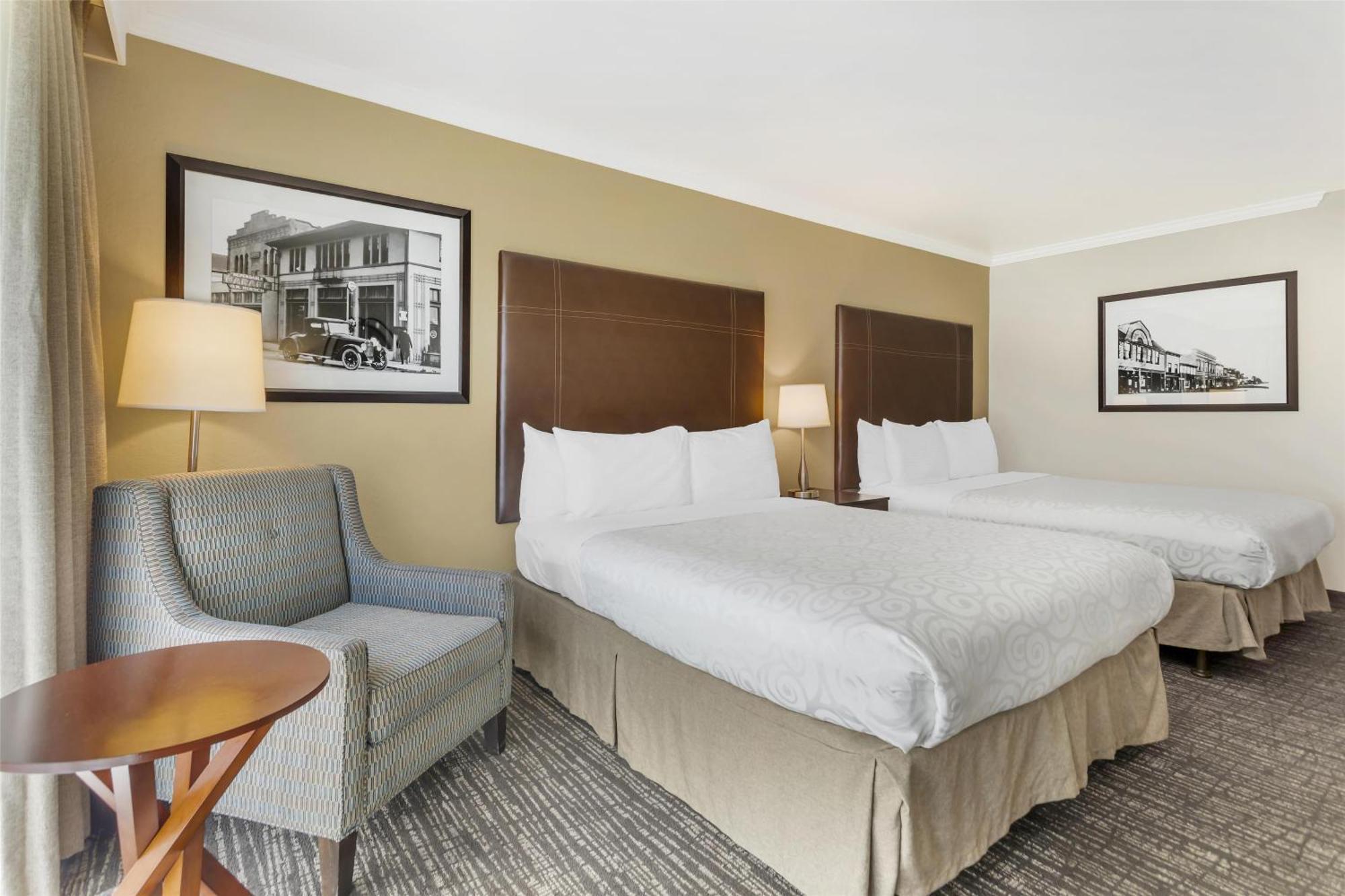 Queen Room Two Queen Beds Bath Tub Disability Access or Non-Smoking
