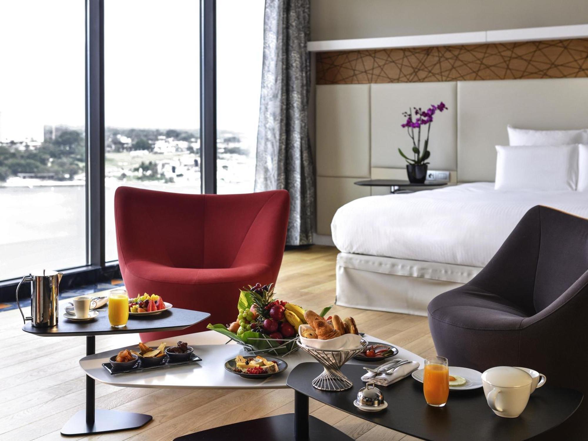 Premium Junior King Suite Lagoon View