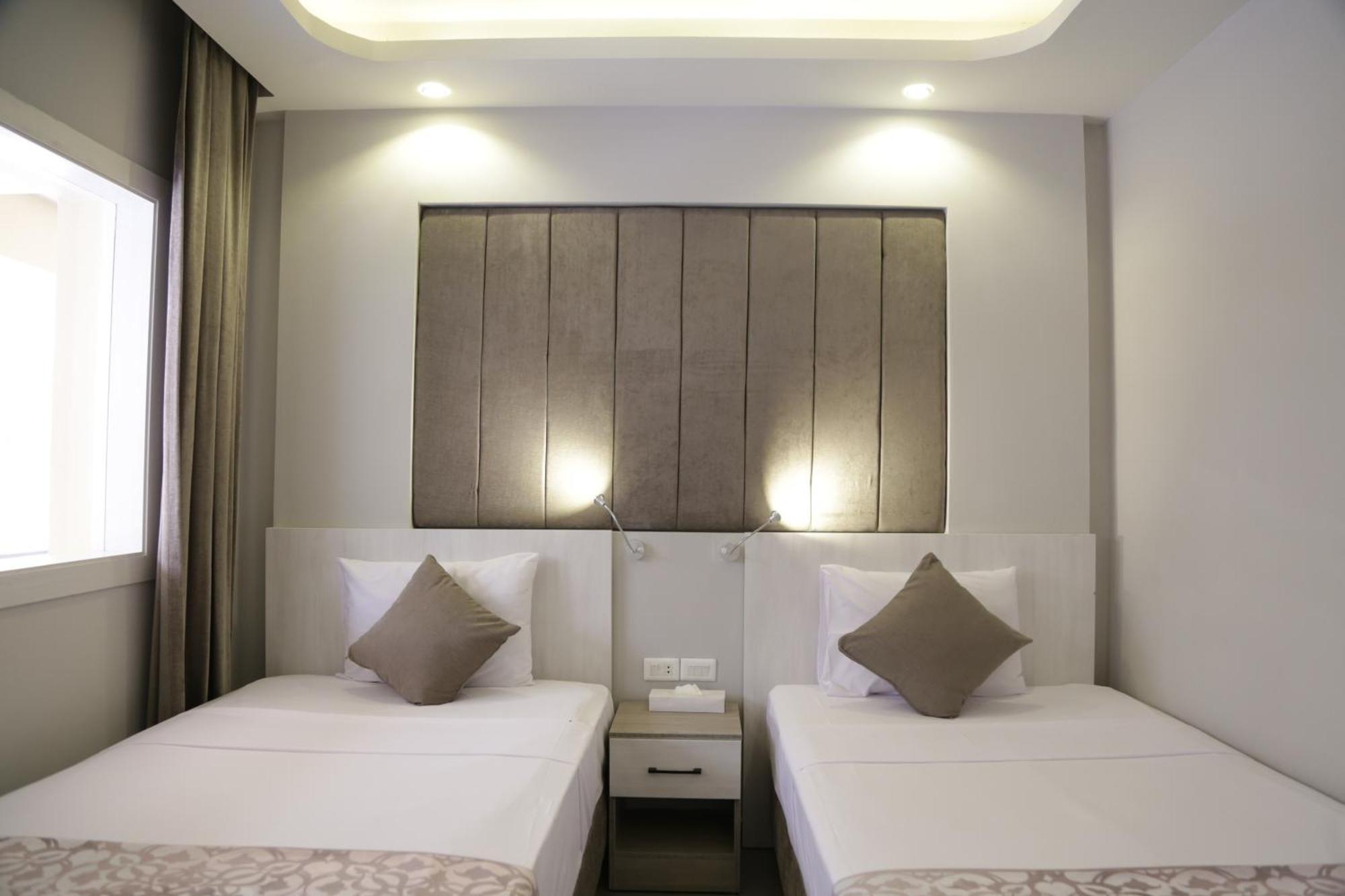 Deluxe Family Suite