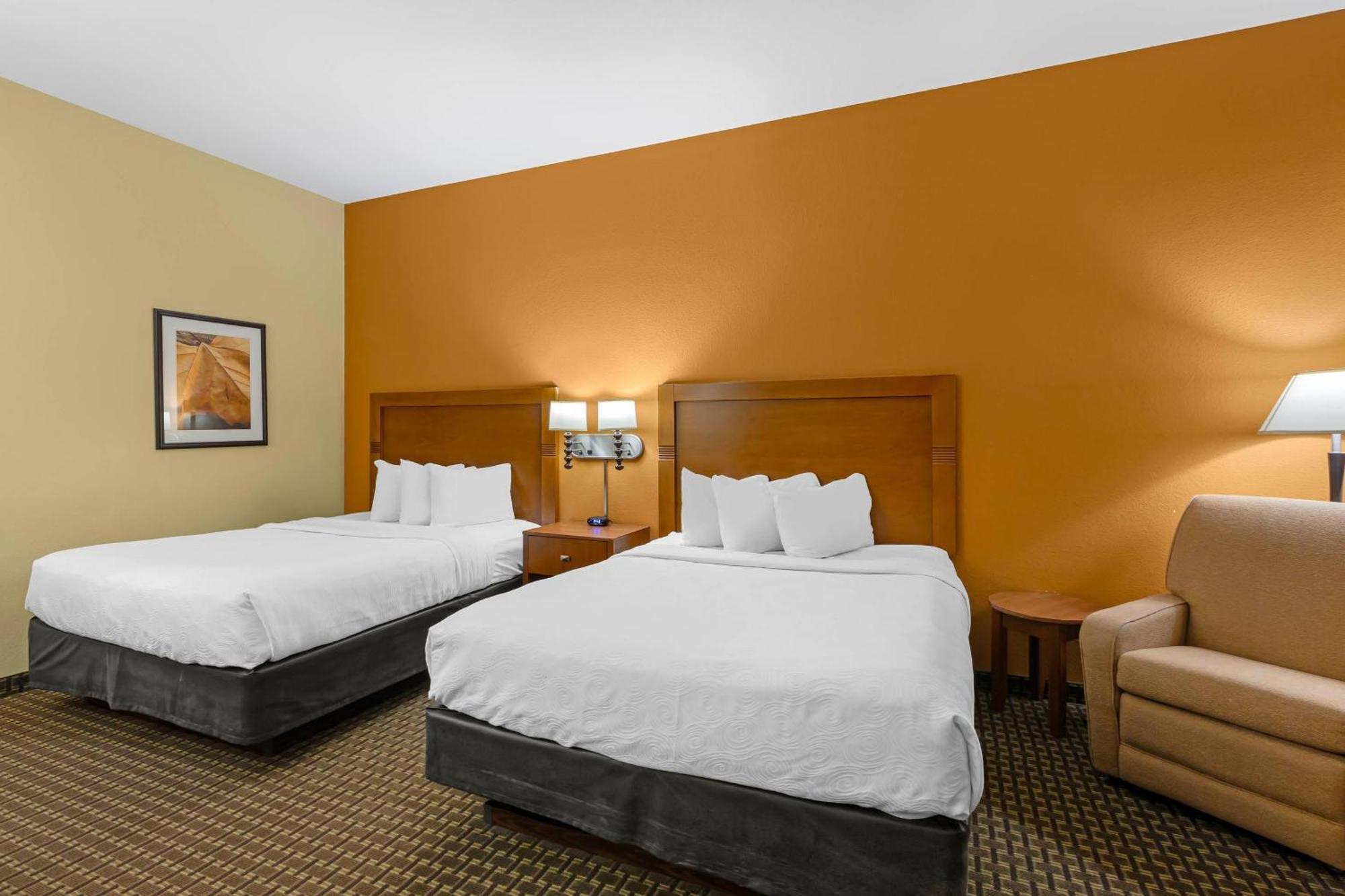 Queen Suite Two Queen Beds Non-Smoking