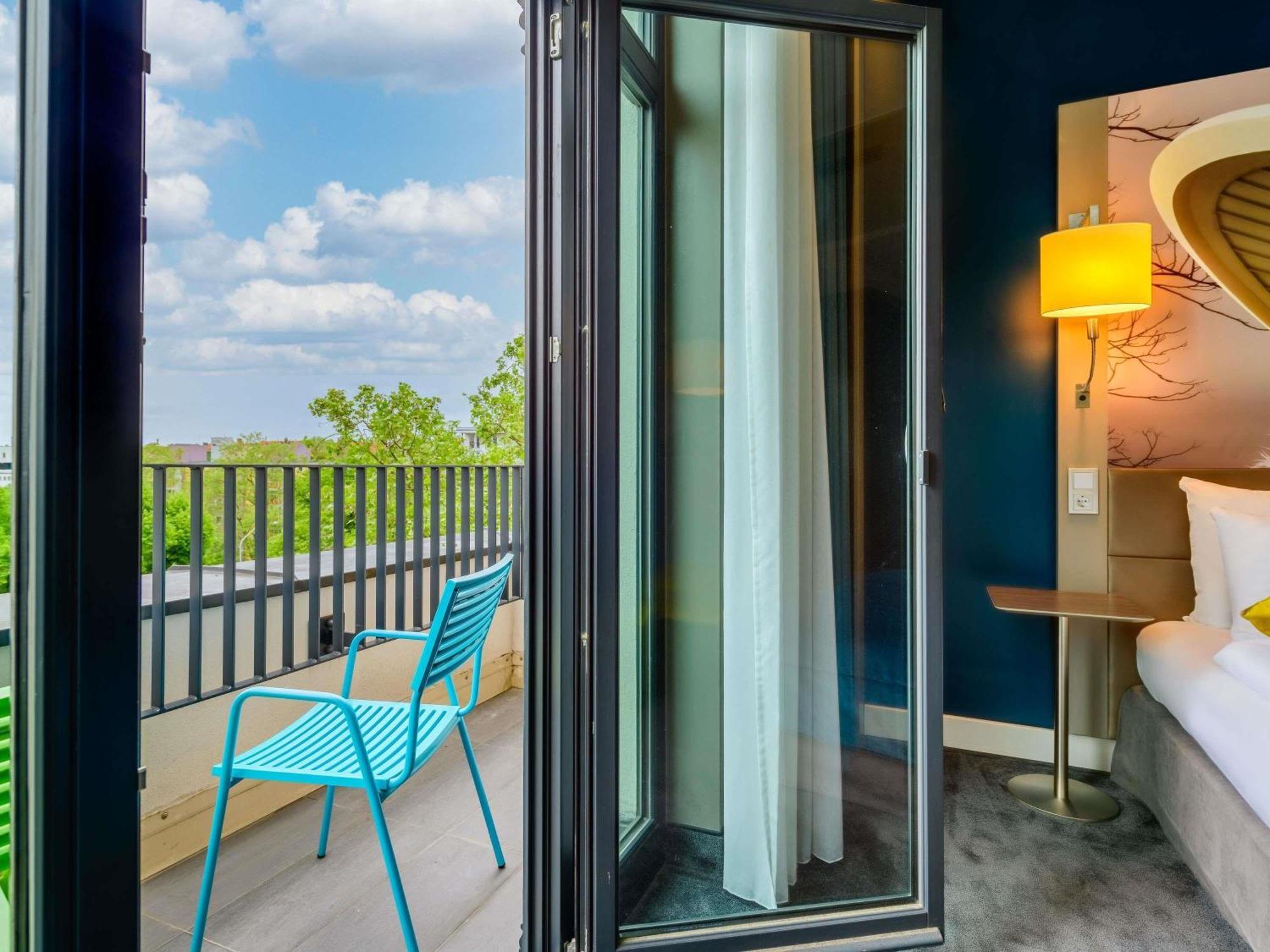 Superior Queen Room Balcony