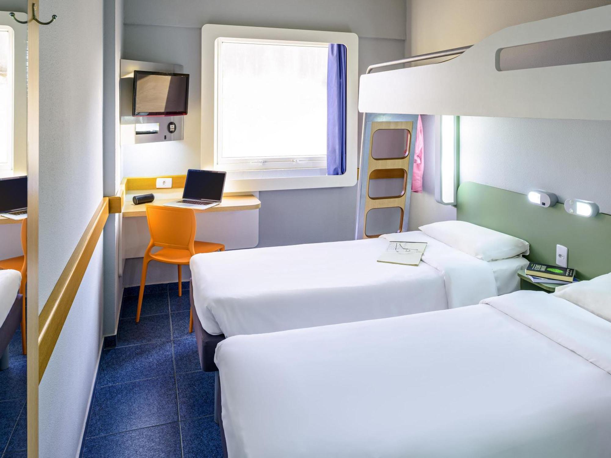 Twin Room Two Single Beds Bunk Bed
