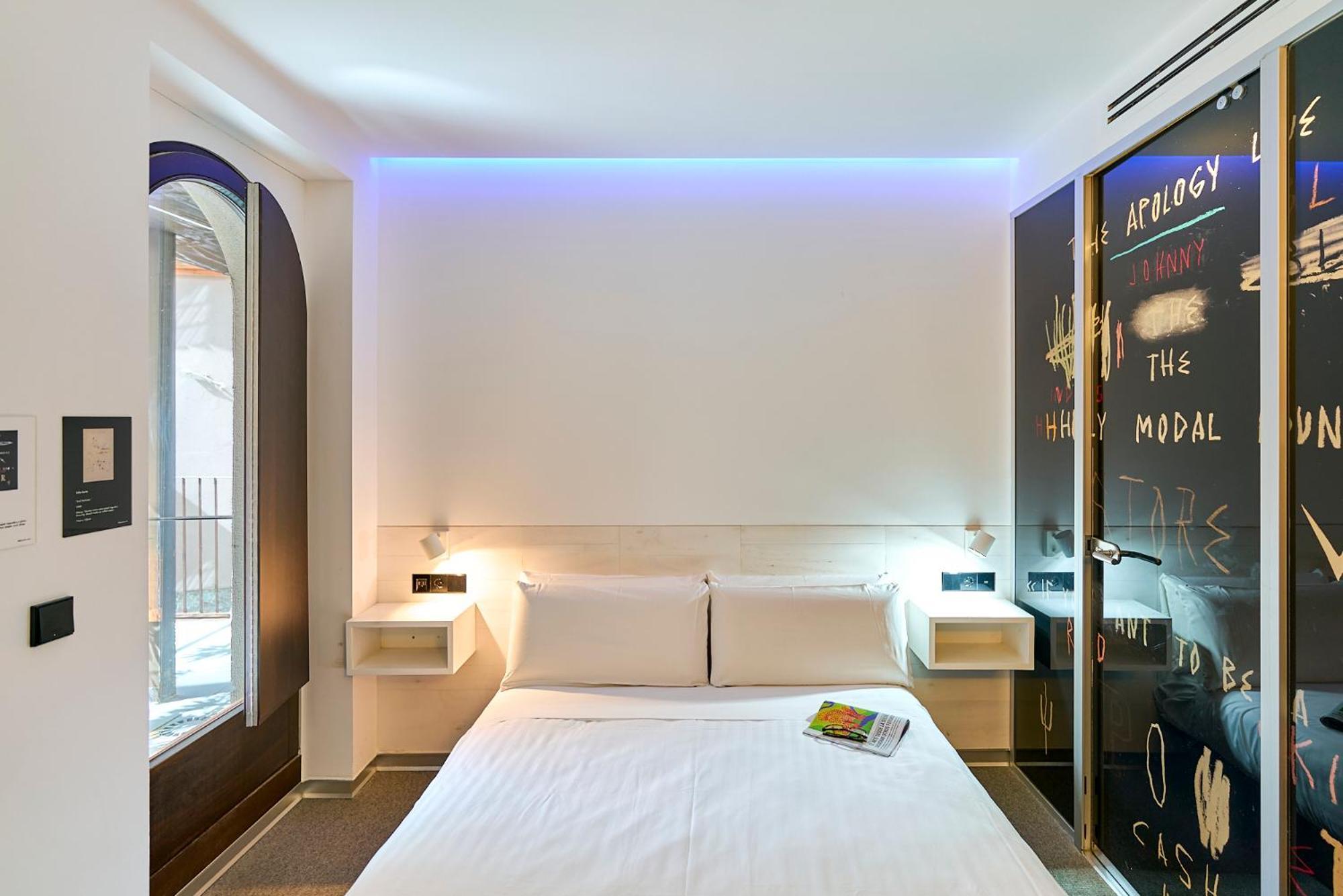 Large Single Room