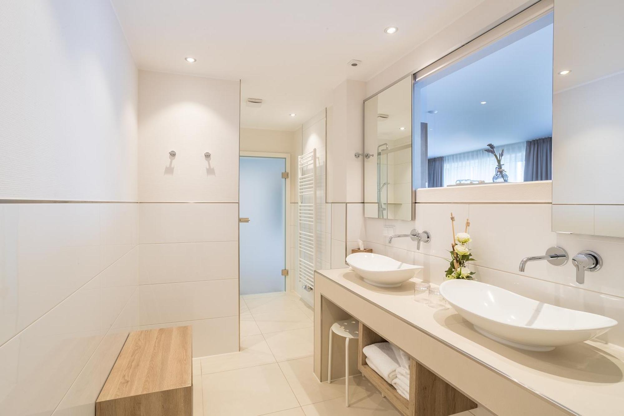 Wellness Suite Sauna