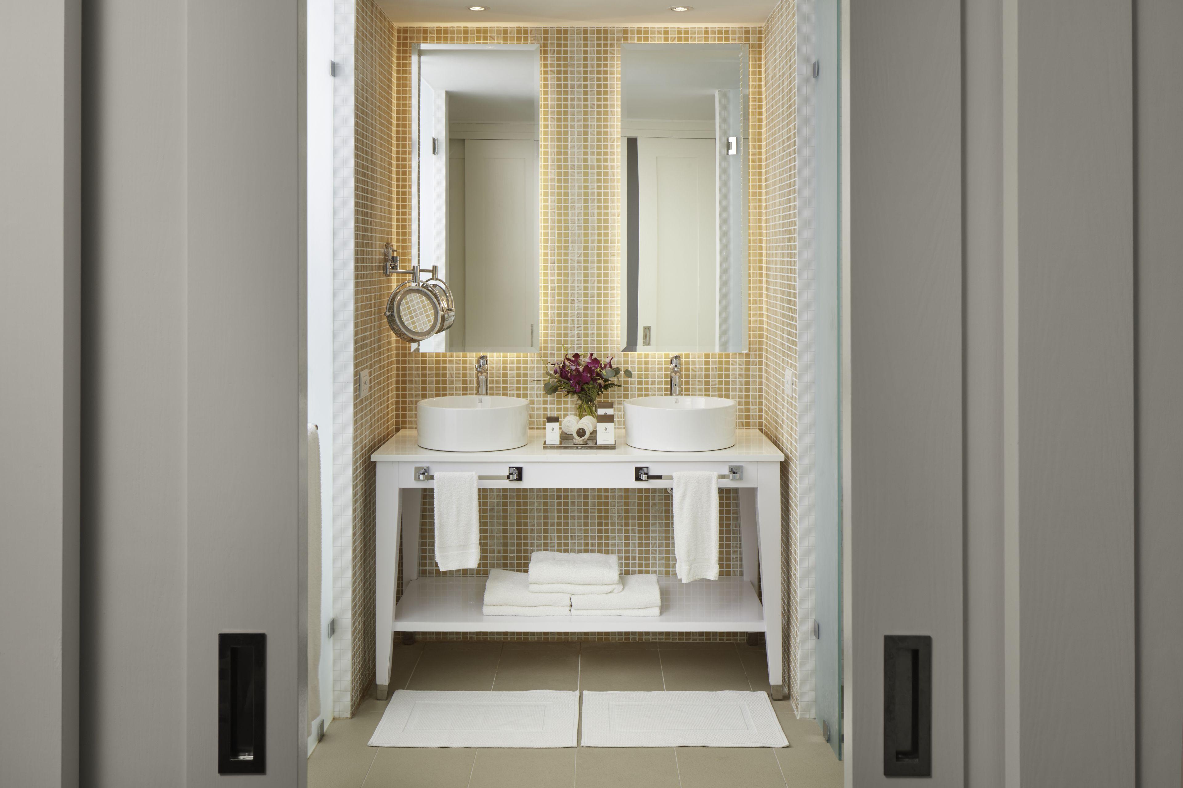 Premium Ocean View Suite