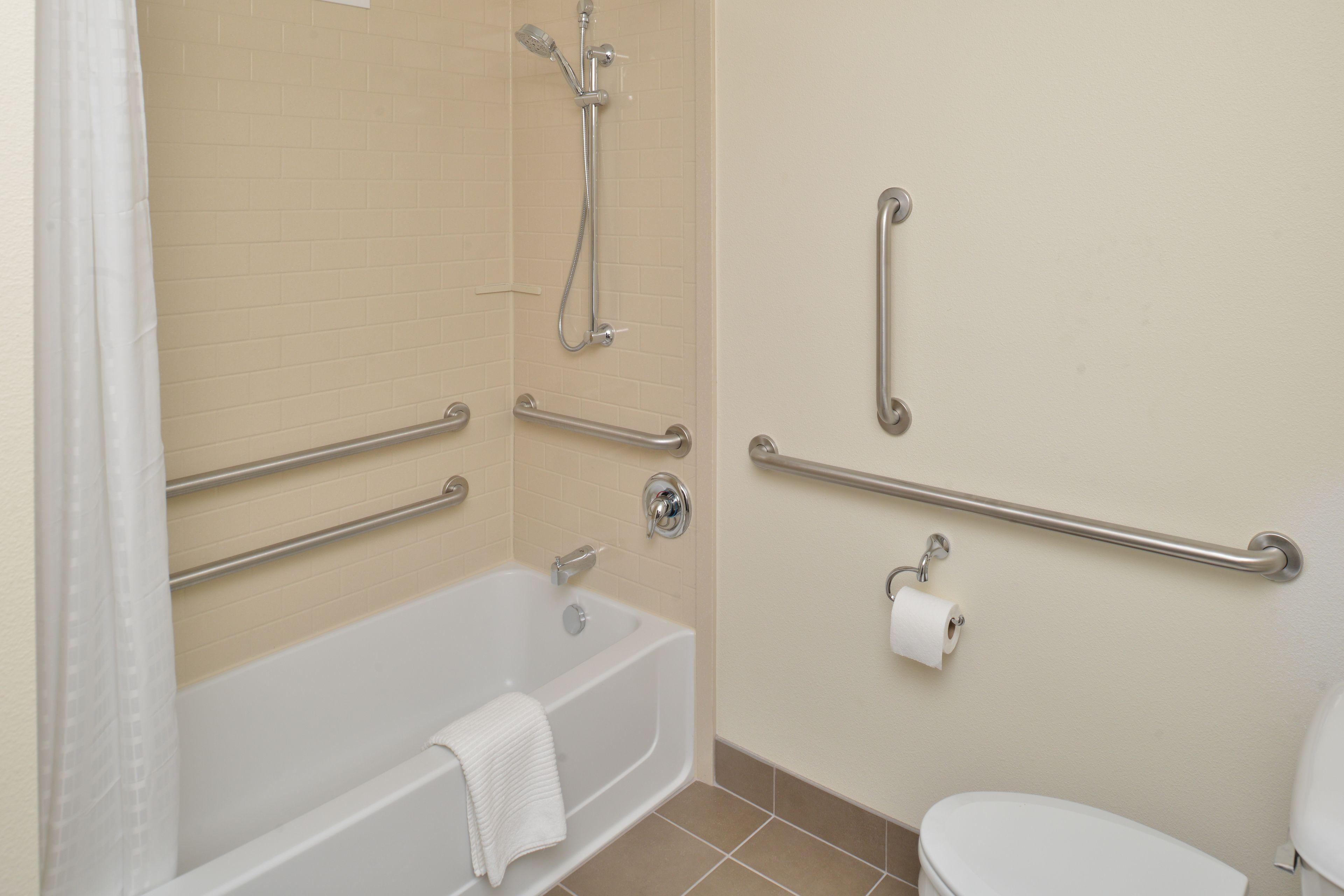 Queen Studio Suite Hearing Accessible or Non-Smoking