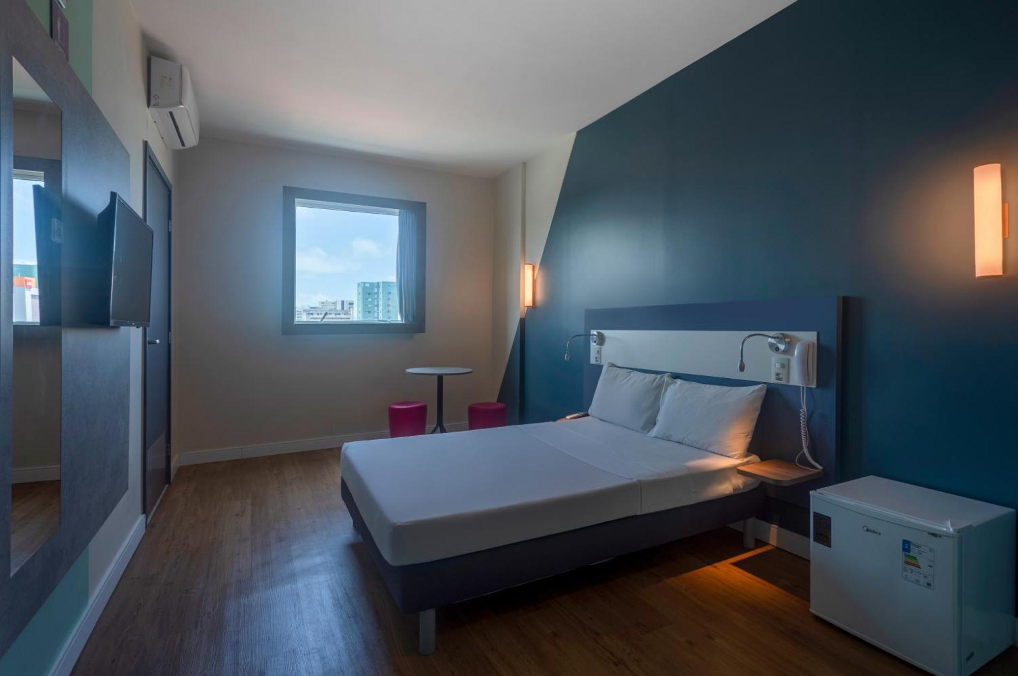 Standard Room - Disability Access,1718515919:JPEG