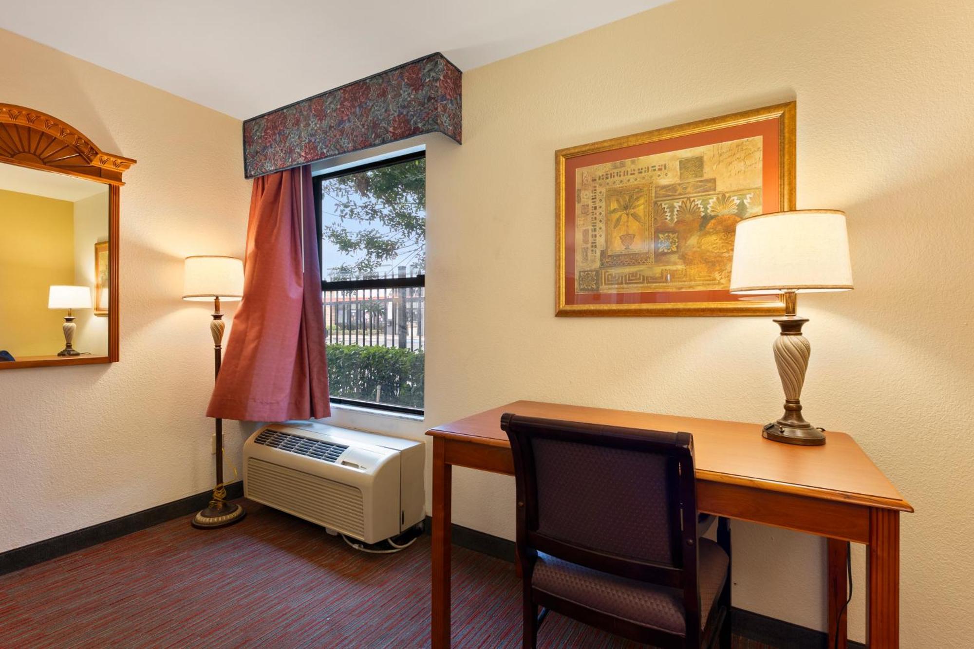 Standard King Room