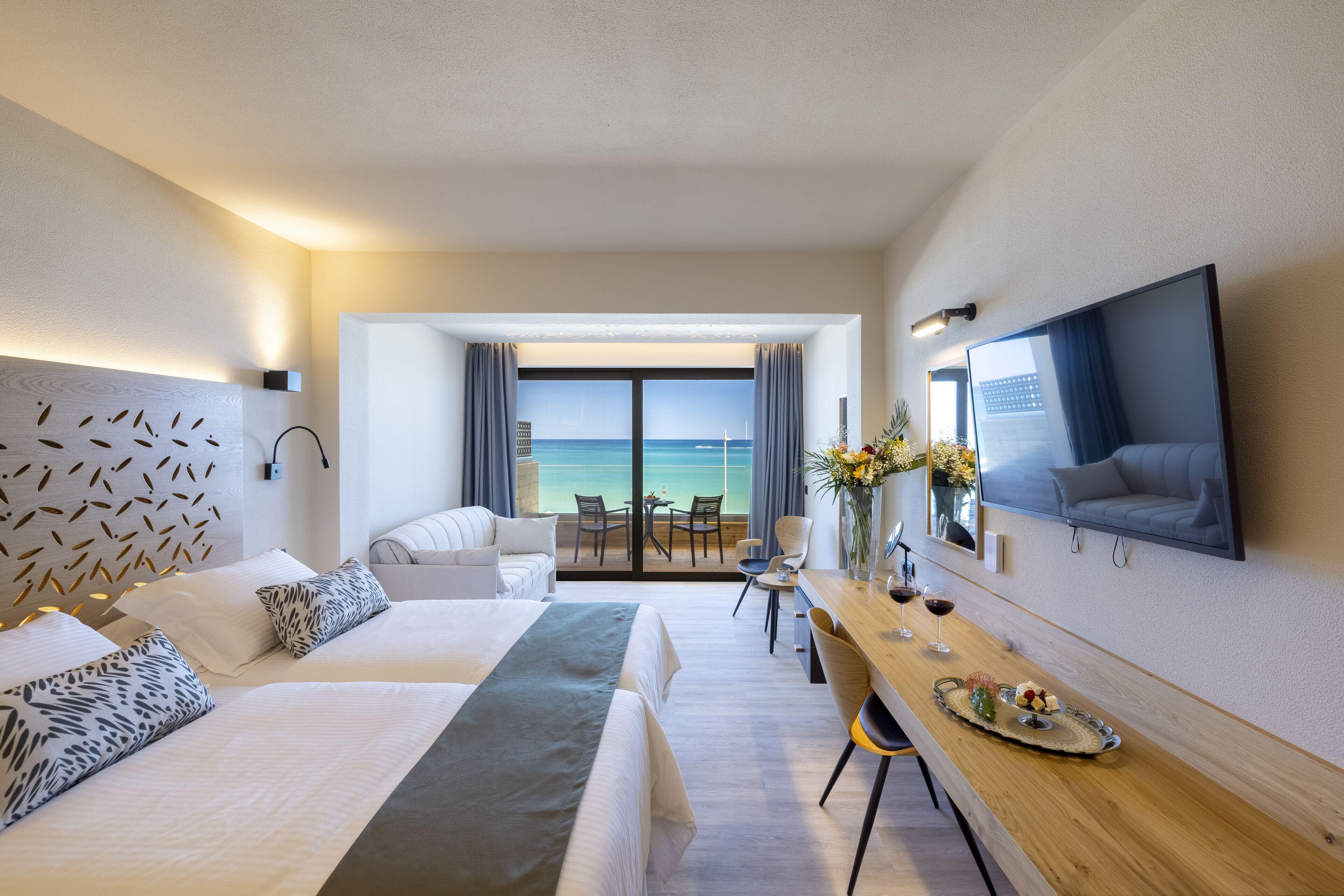 Superior Sea View Room
