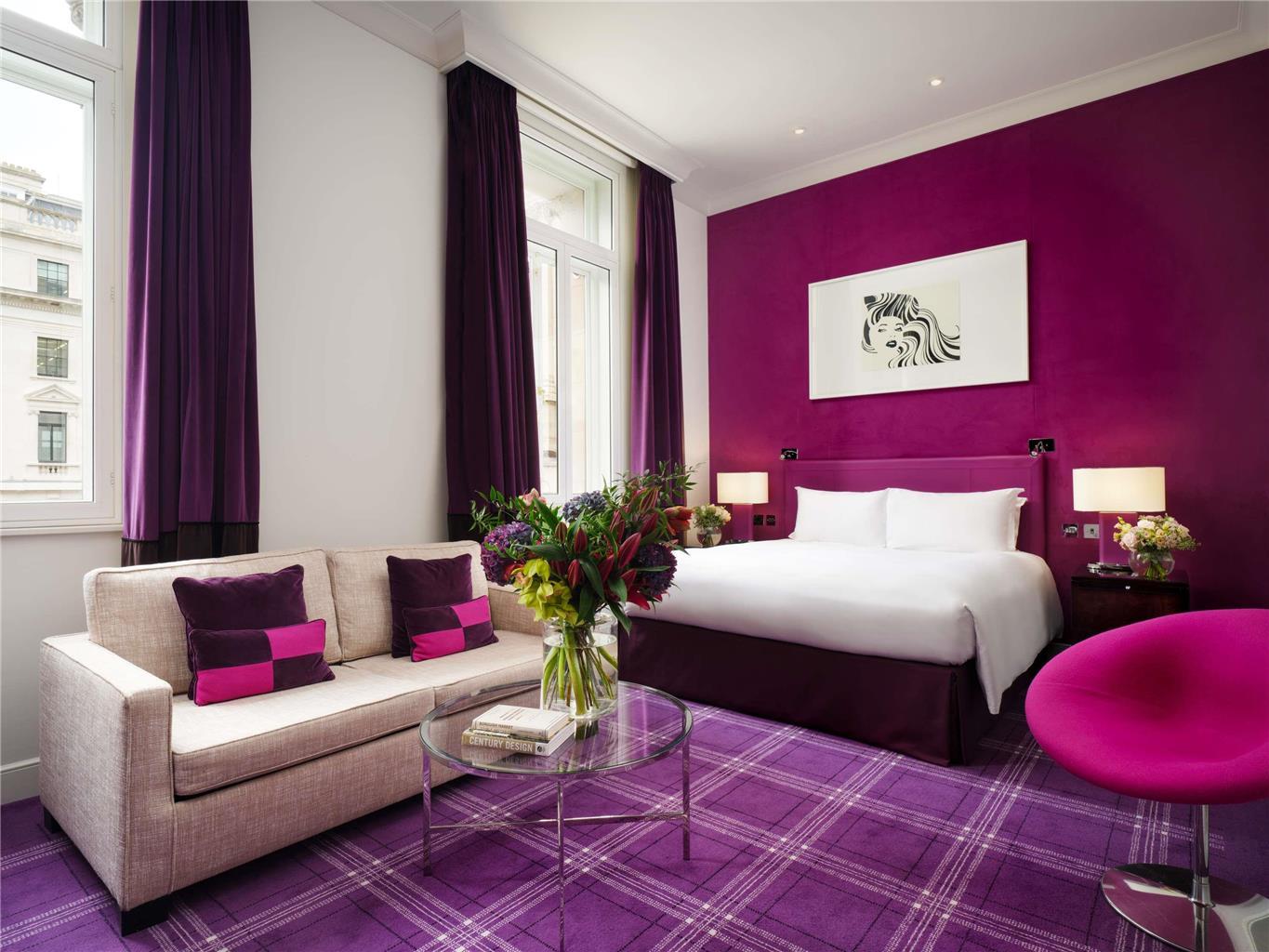 Studio King Suite Lounge Space Waterloo Place View