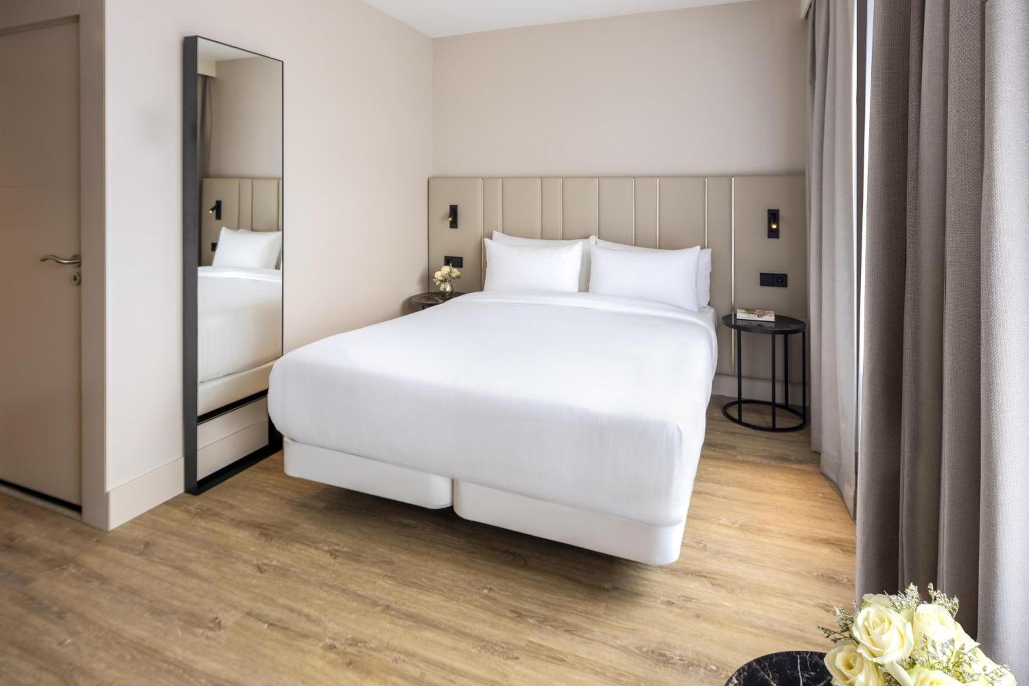 Standard Double or Twin Room,1722885490:JPEG