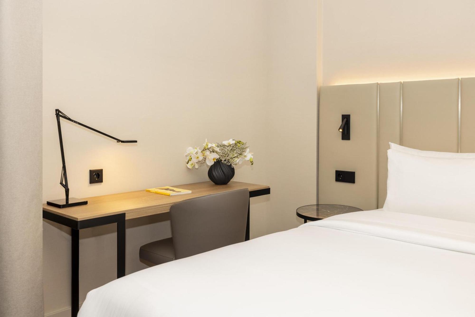 Superior Courtyard Room