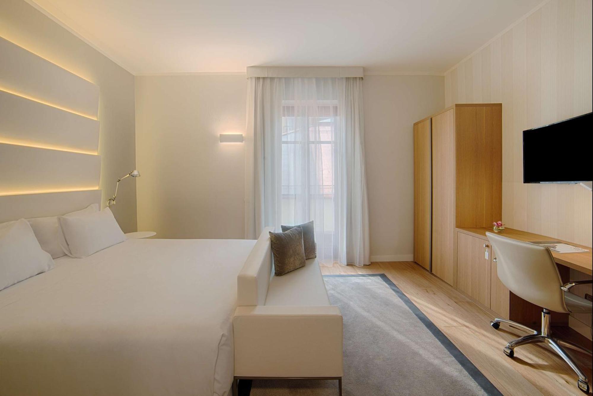 Premium Double or Twin Room Terrace