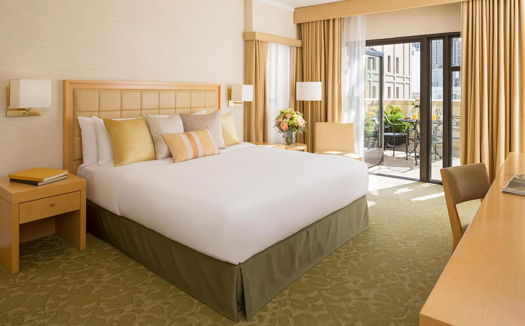 Kamer met Kingsize Bed en Balkon
