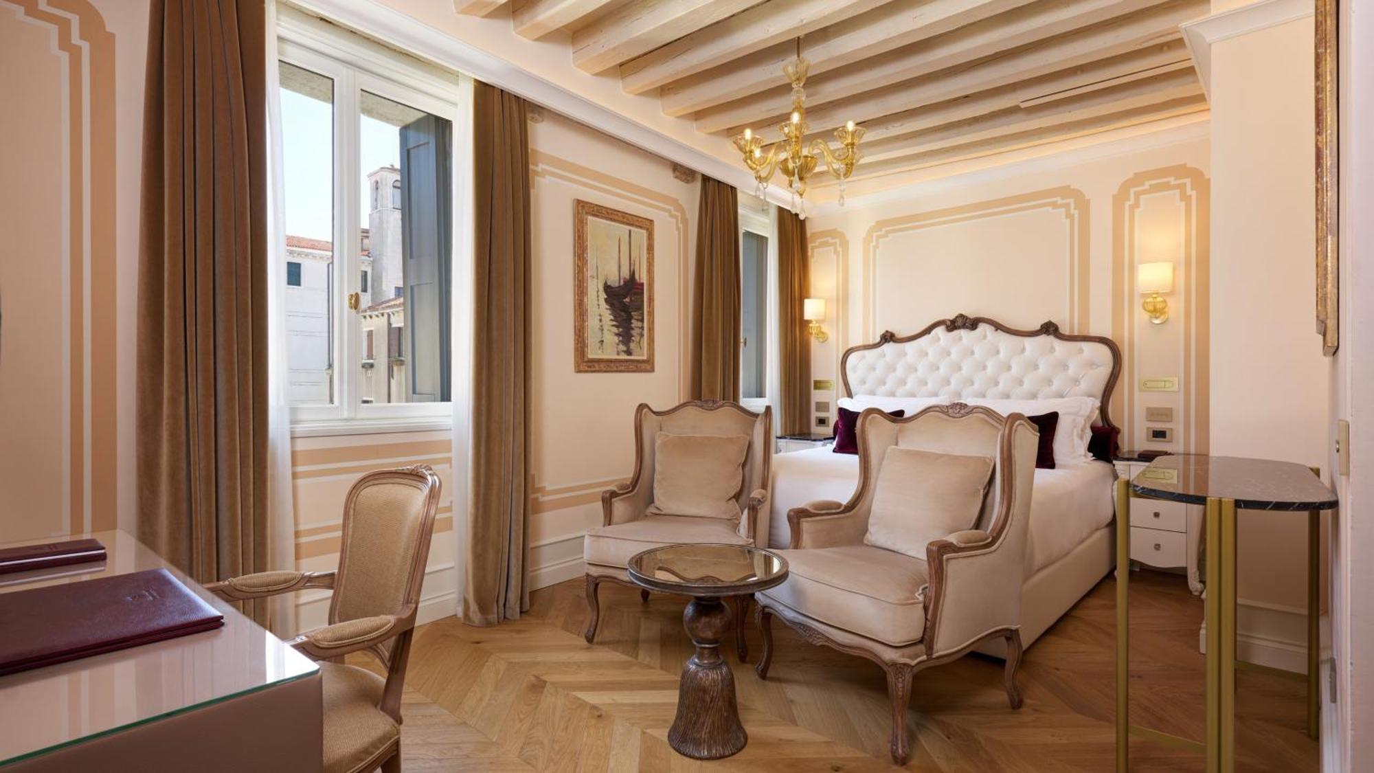 Comfort Deluxe Double Room with Garden View