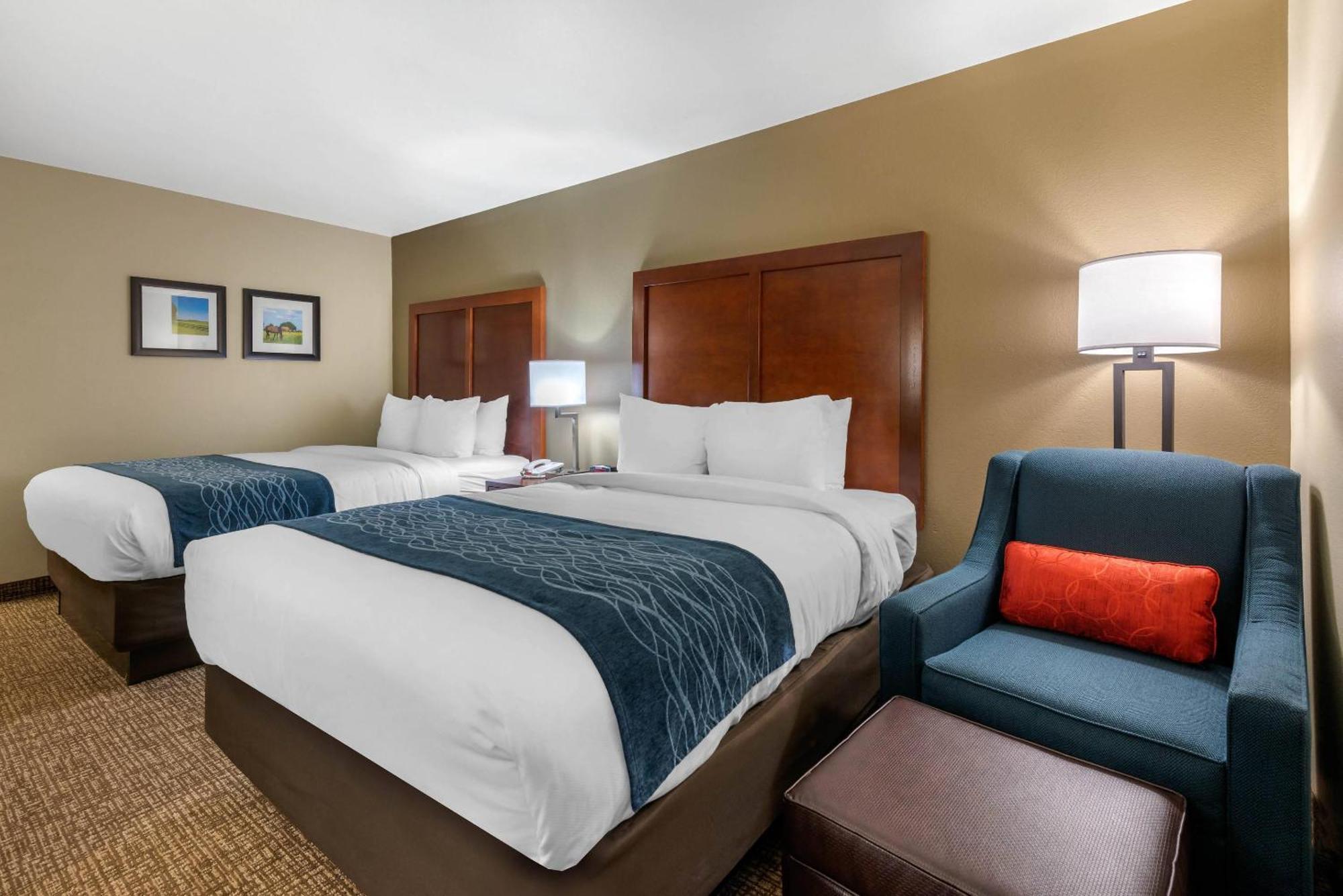 Queen Room Two Queen Beds Non-Smoking