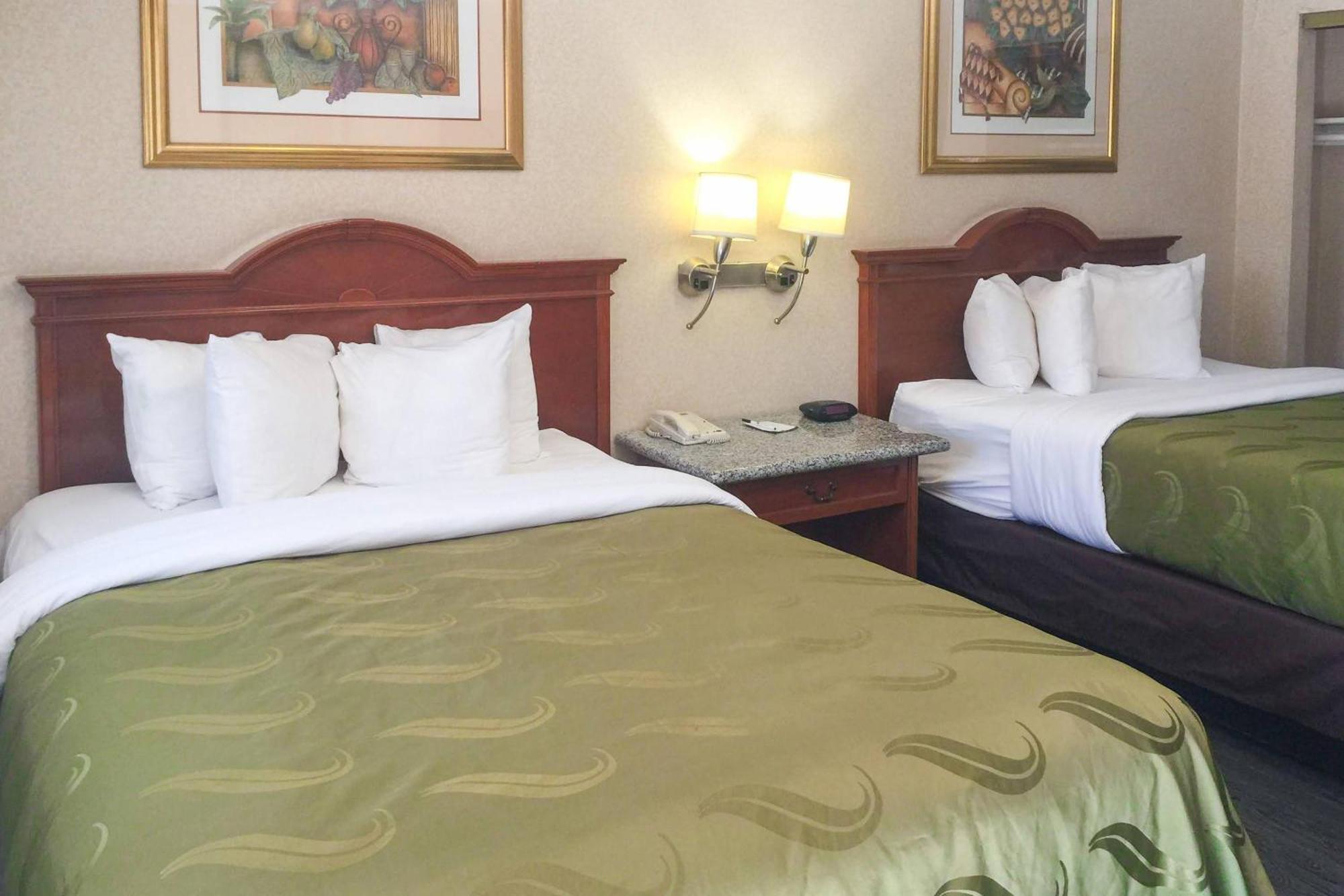 Deluxe Room 2 Queen Beds Kitchenette Non Smoking