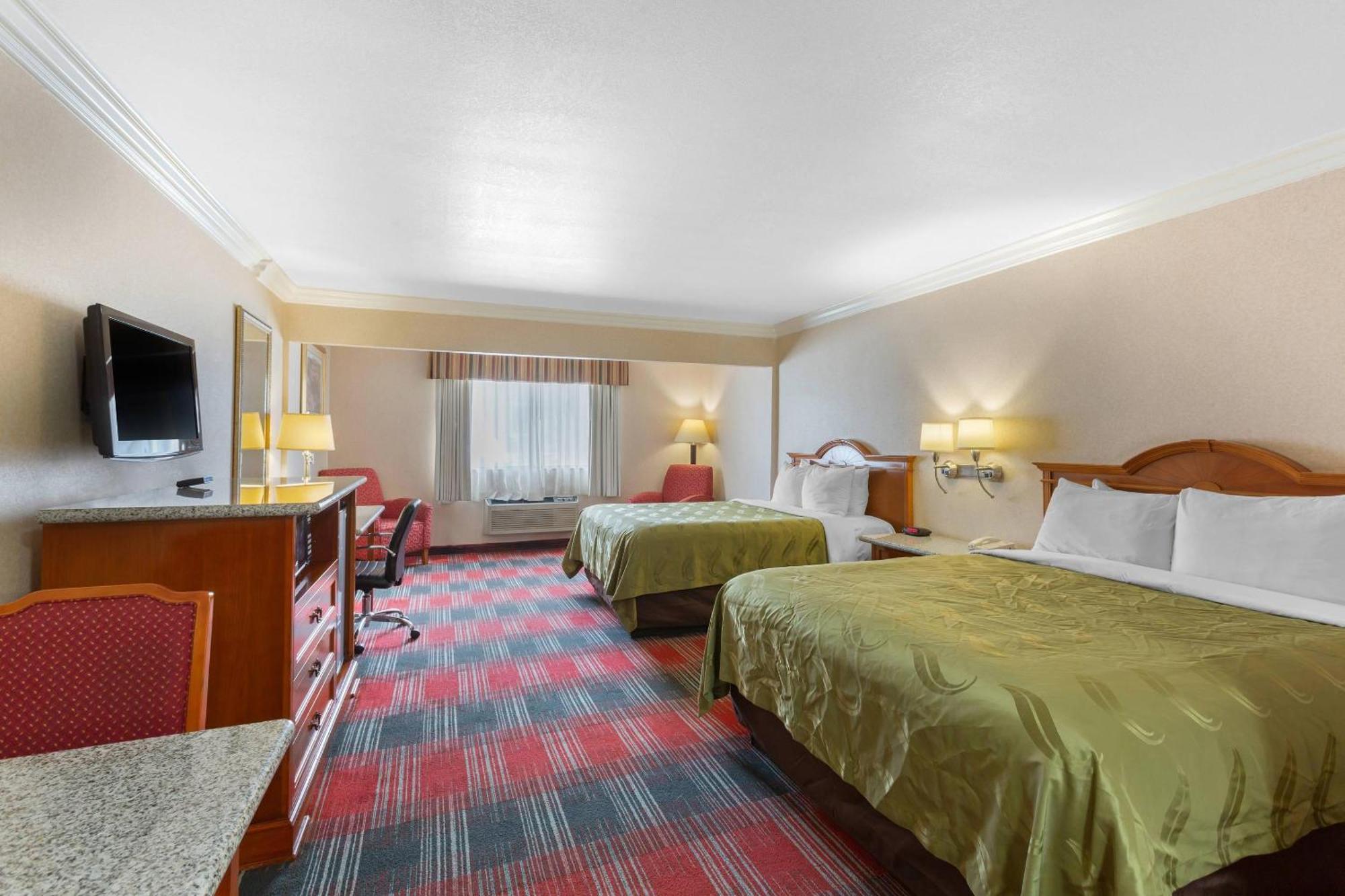 Standard Room 2 Queen Beds Non Smoking