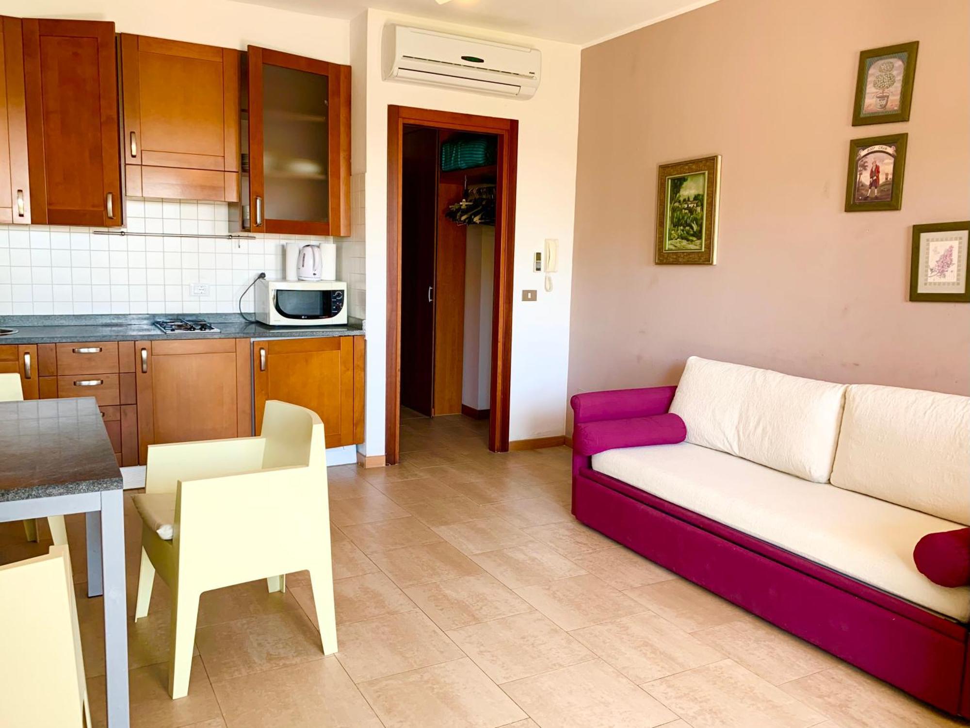 Two-Room Family Apartment Private Garden Ground Floor
