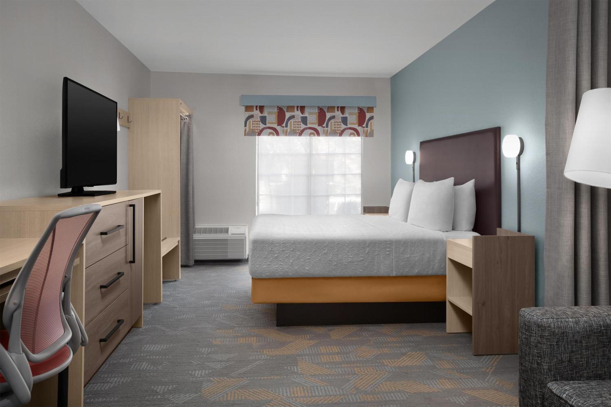 King Studio Suite