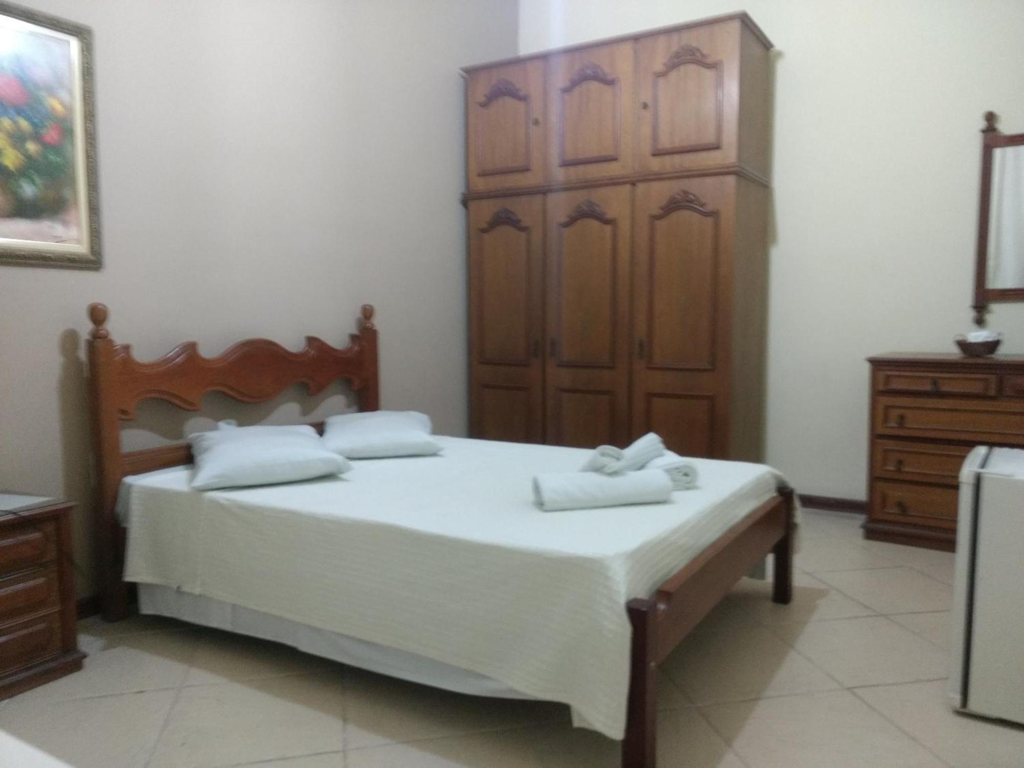 Quarto Standard com Cama de Casal ou 2 de Solteiro