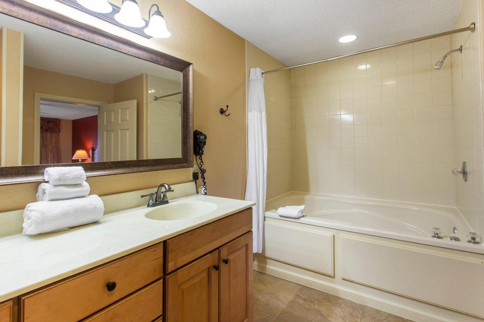 Two-Bedroom Suite