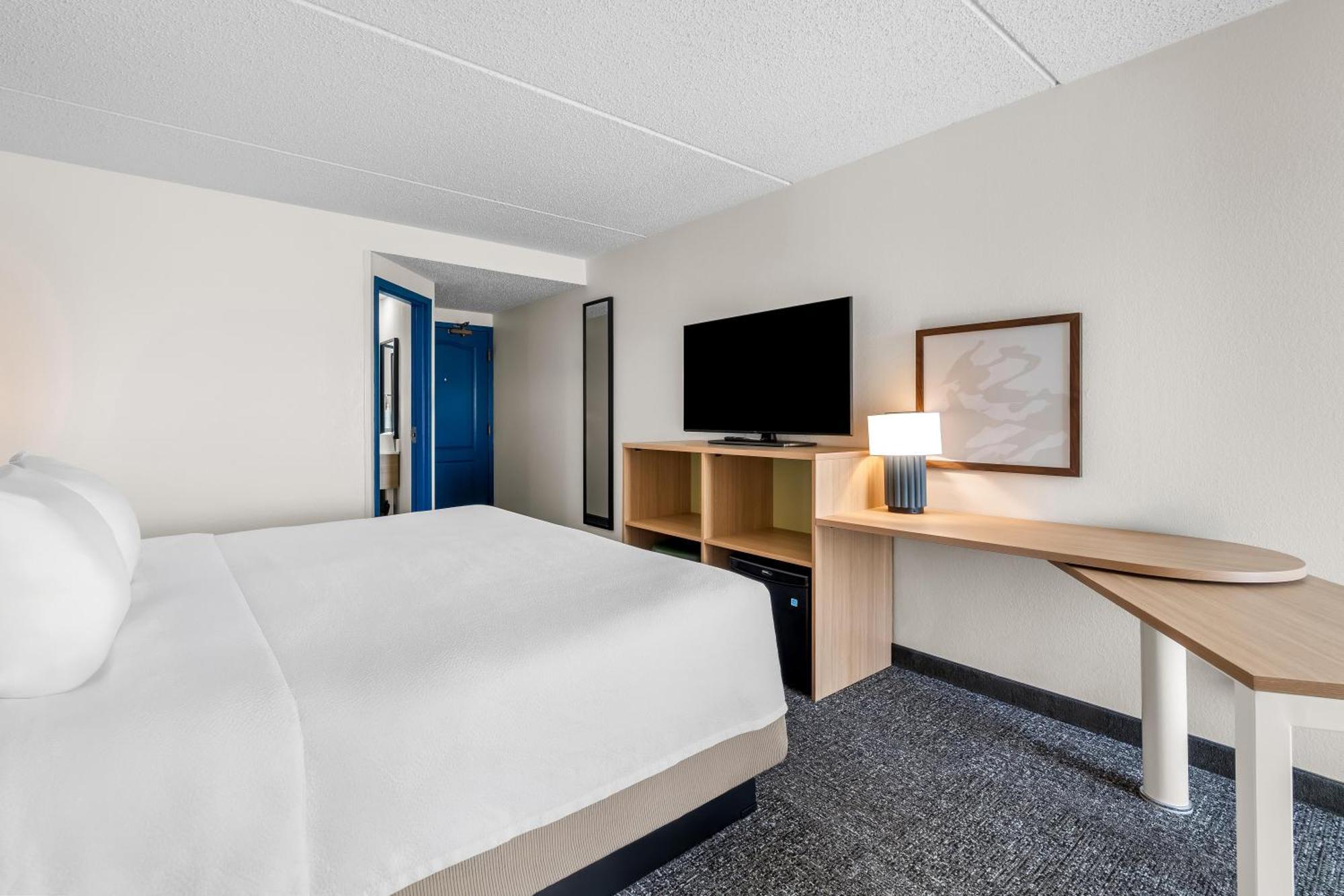 King Room,1722934030:JPEG